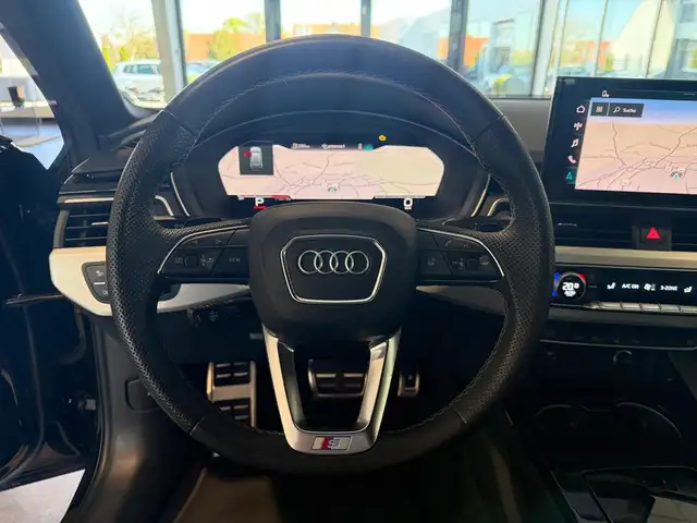 Audi S4 view 14