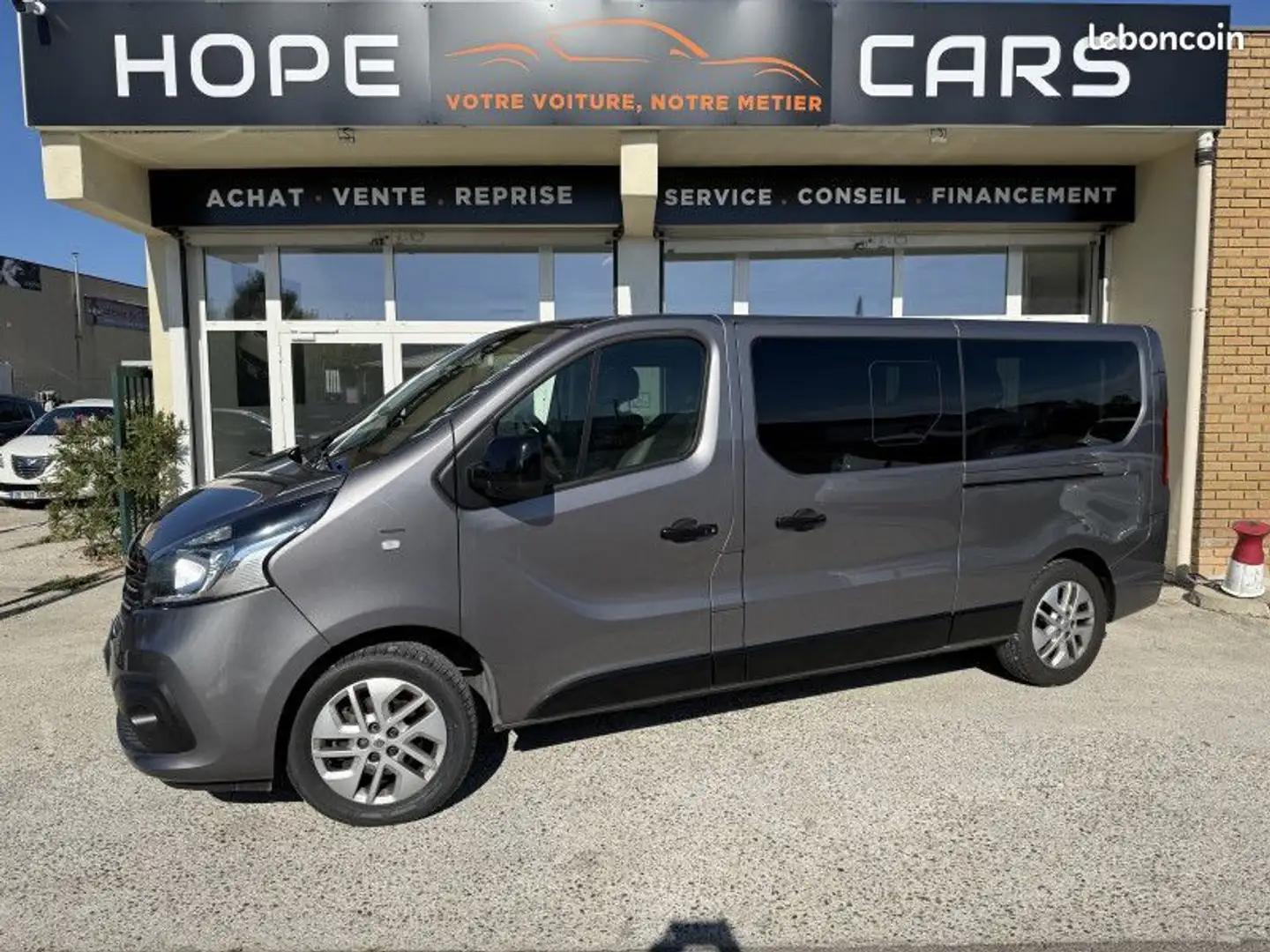 Renault Trafic III NAVETTE L2 1.6 DCI 125CH ENERGY SPACECLASS 8 PLACES Gris - 1