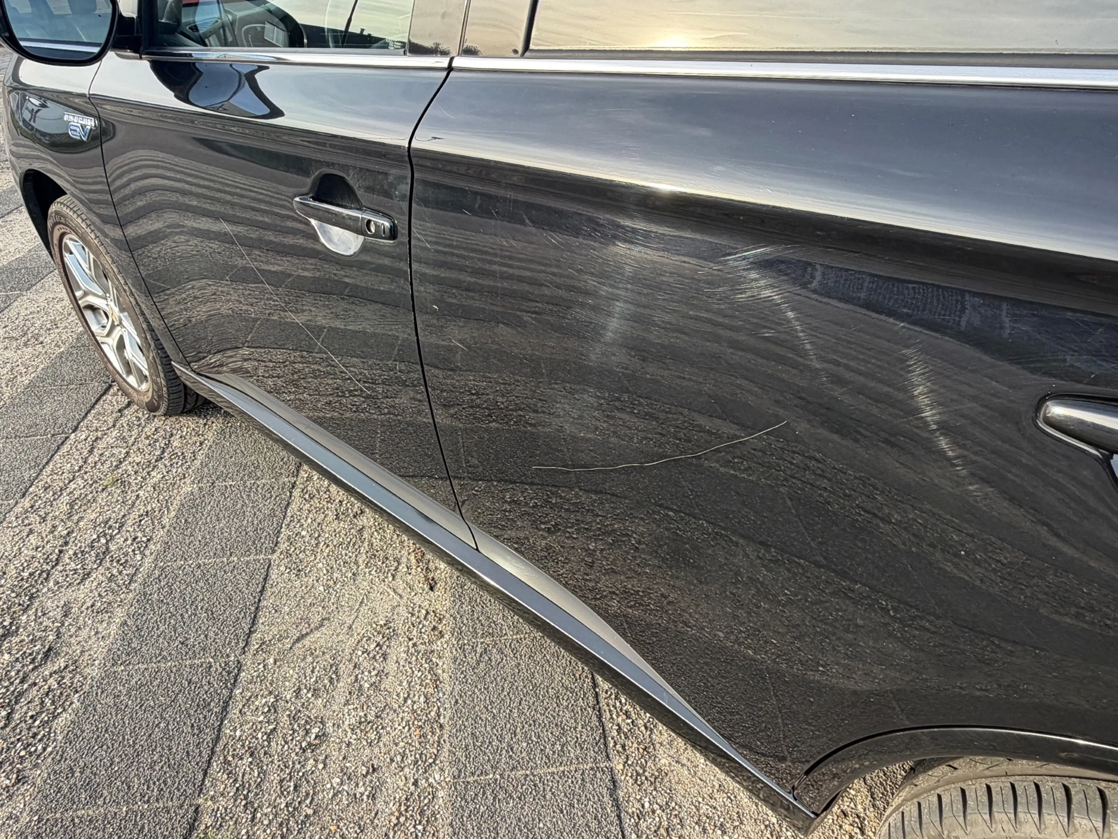 Mitsubishi Outlander 2.0 PHEV instyle 2013 open dak camera hagel schade — photo 10