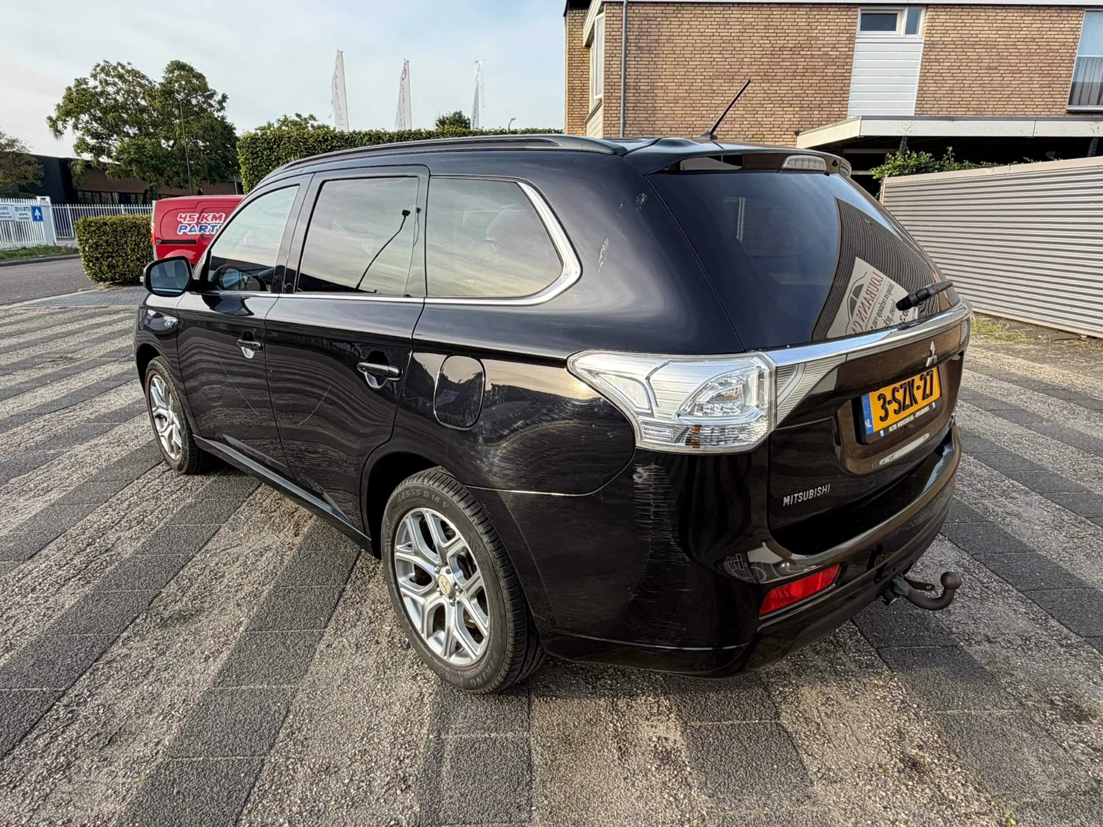 Mitsubishi Outlander 2.0 PHEV instyle 2013 open dak camera hagel schade — photo 9
