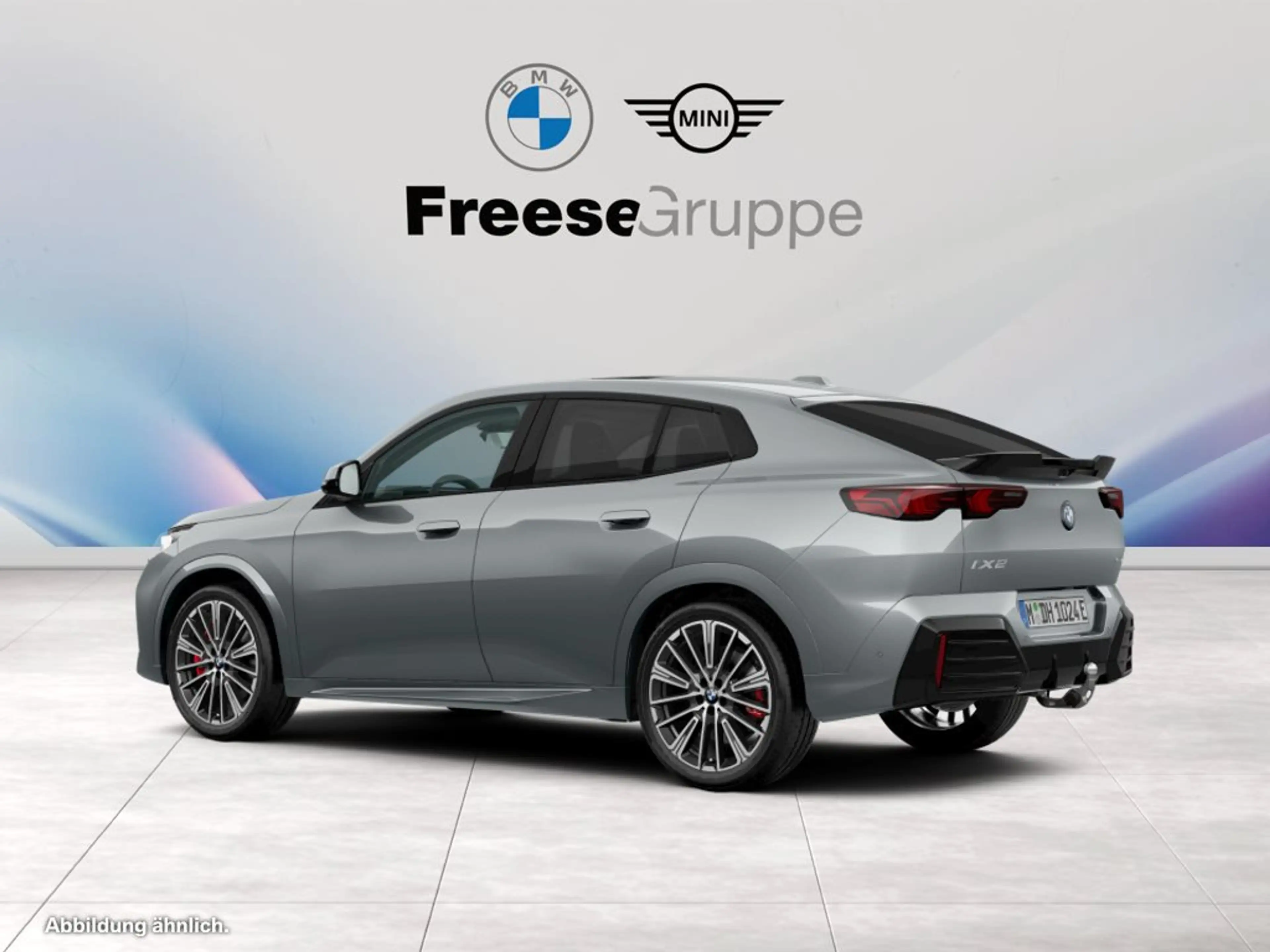 BMW iX2 xDrive30 — photo 6