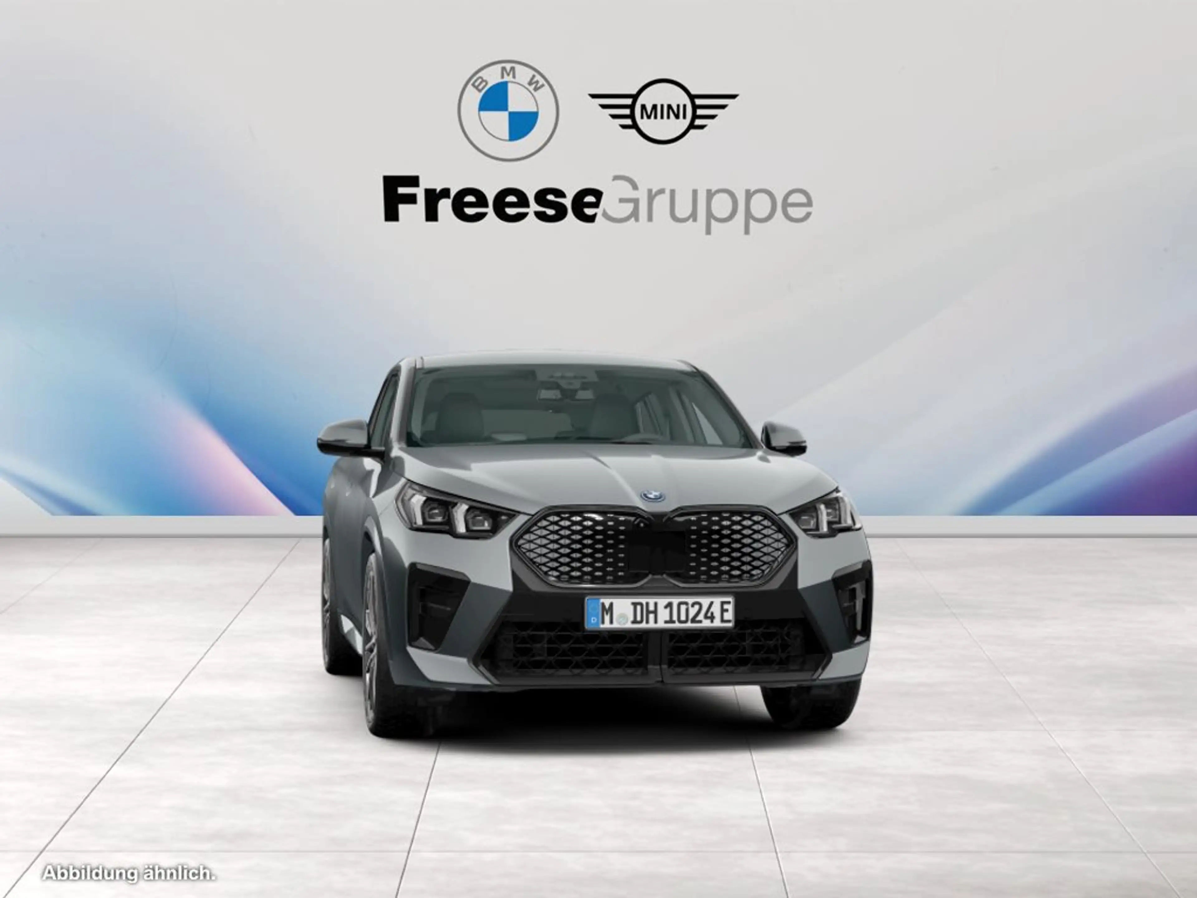 BMW iX2 xDrive30 — photo 10