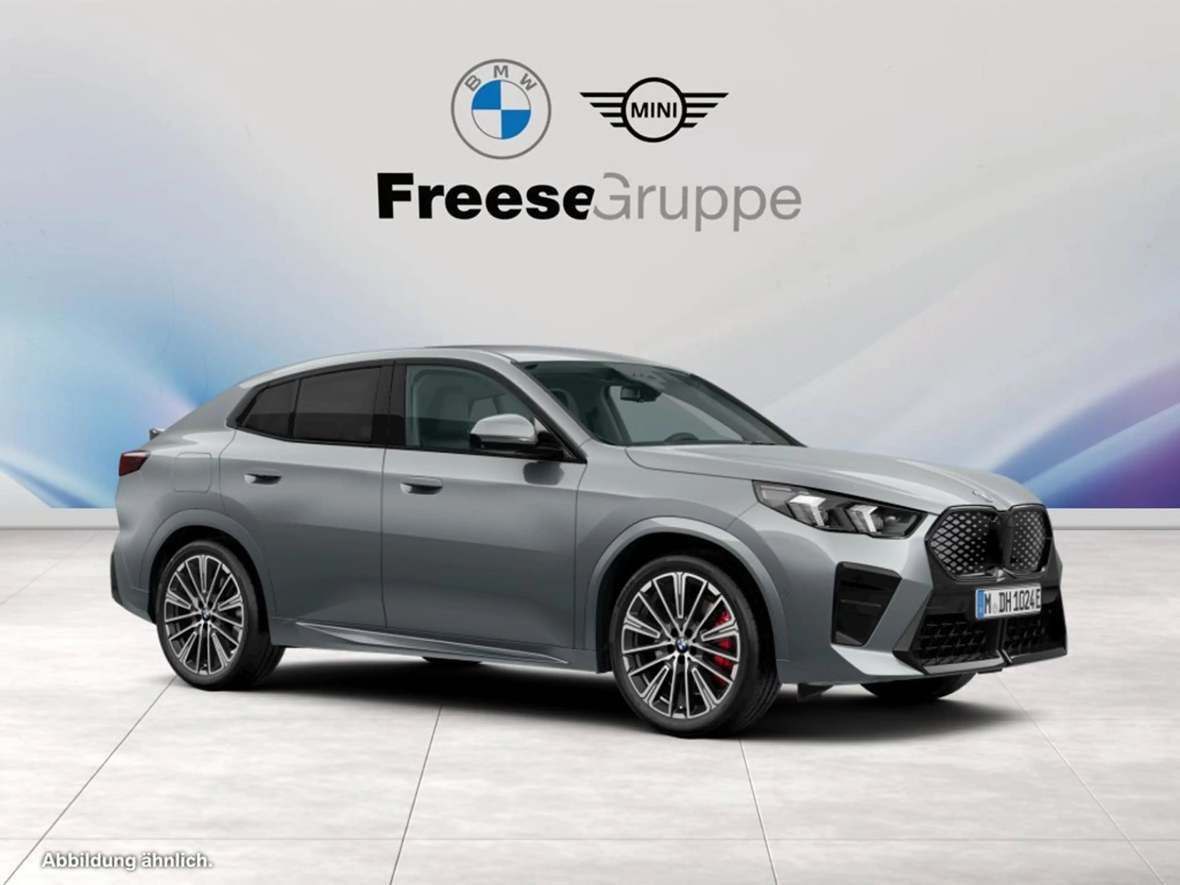 BMW iX2 xDrive30 — photo 9