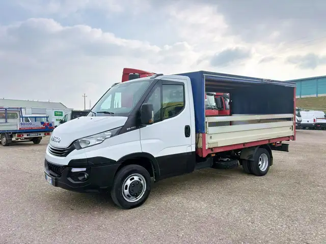Iveco Daily centina