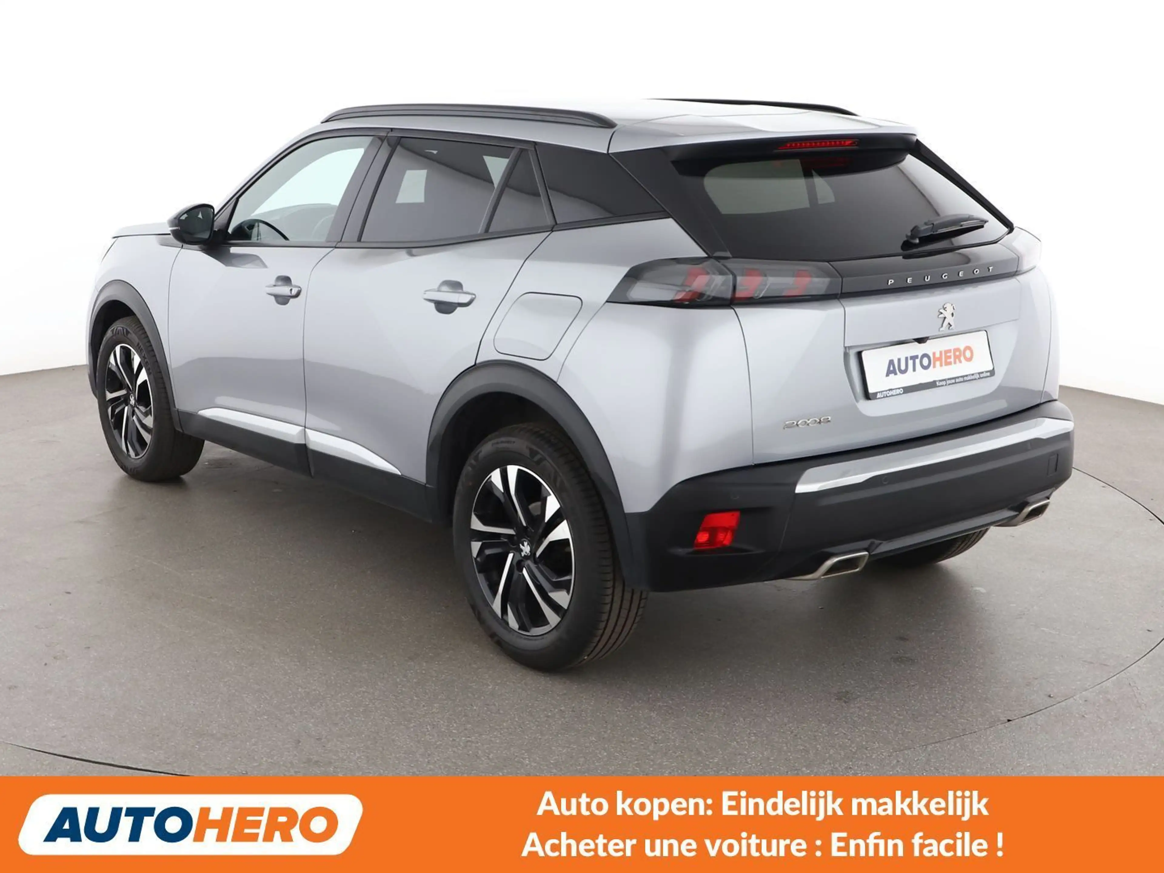 Peugeot 2008 1.2 PureTech Allure Pack — photo 4