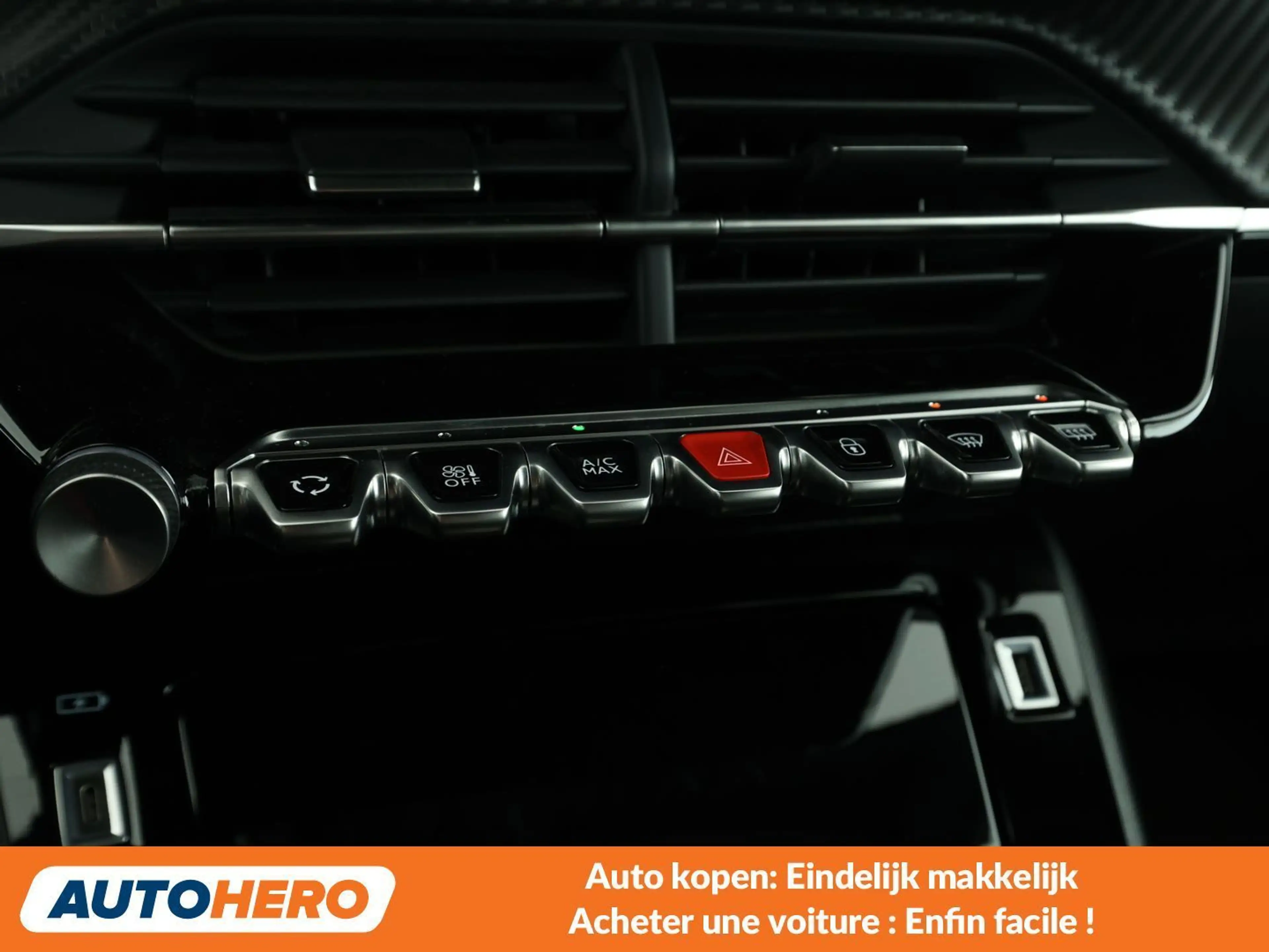 Peugeot 2008 1.2 PureTech Allure Pack — photo 12