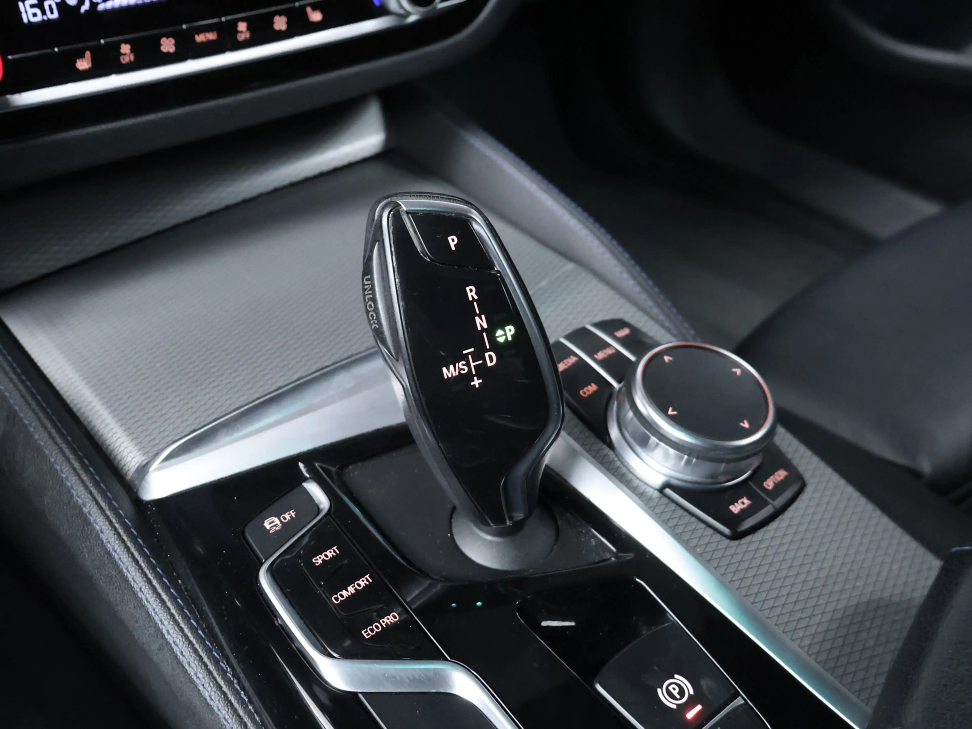 BMW 530 5-serie 530i High Executive M Sport (APPLE CARPLAY — photo 16