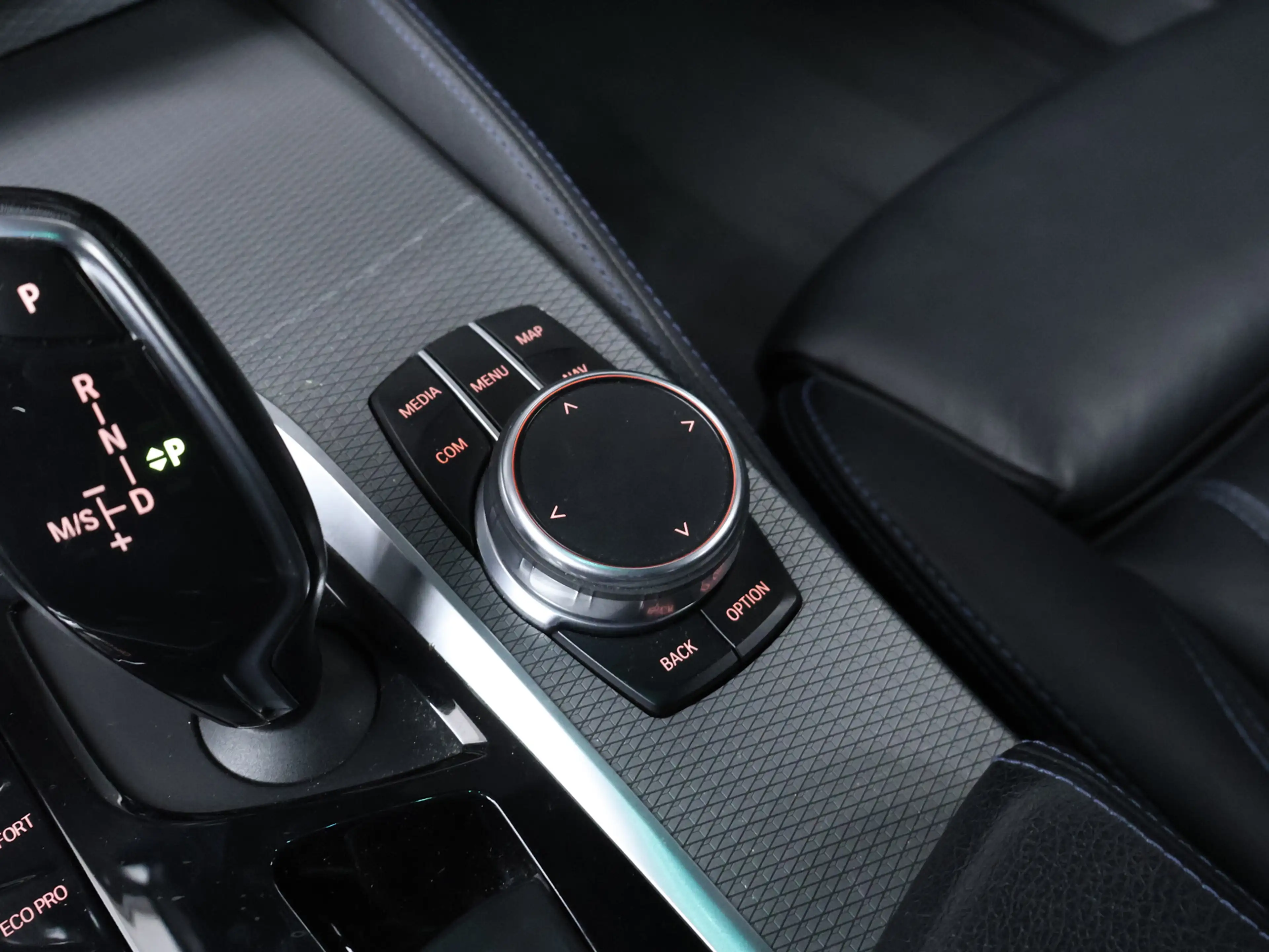 BMW 530 5-serie 530i High Executive M Sport (APPLE CARPLAY — photo 17