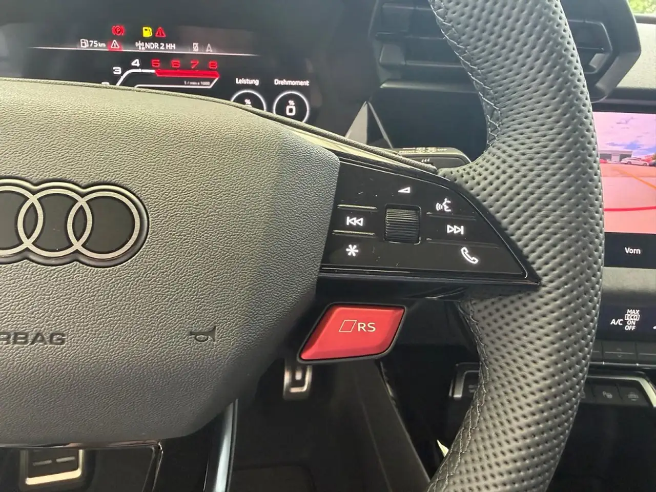 Audi RS3 2.5TFSI KERAMIK+PANO+AGA+MATRIX+SONOS+290KM/H 10