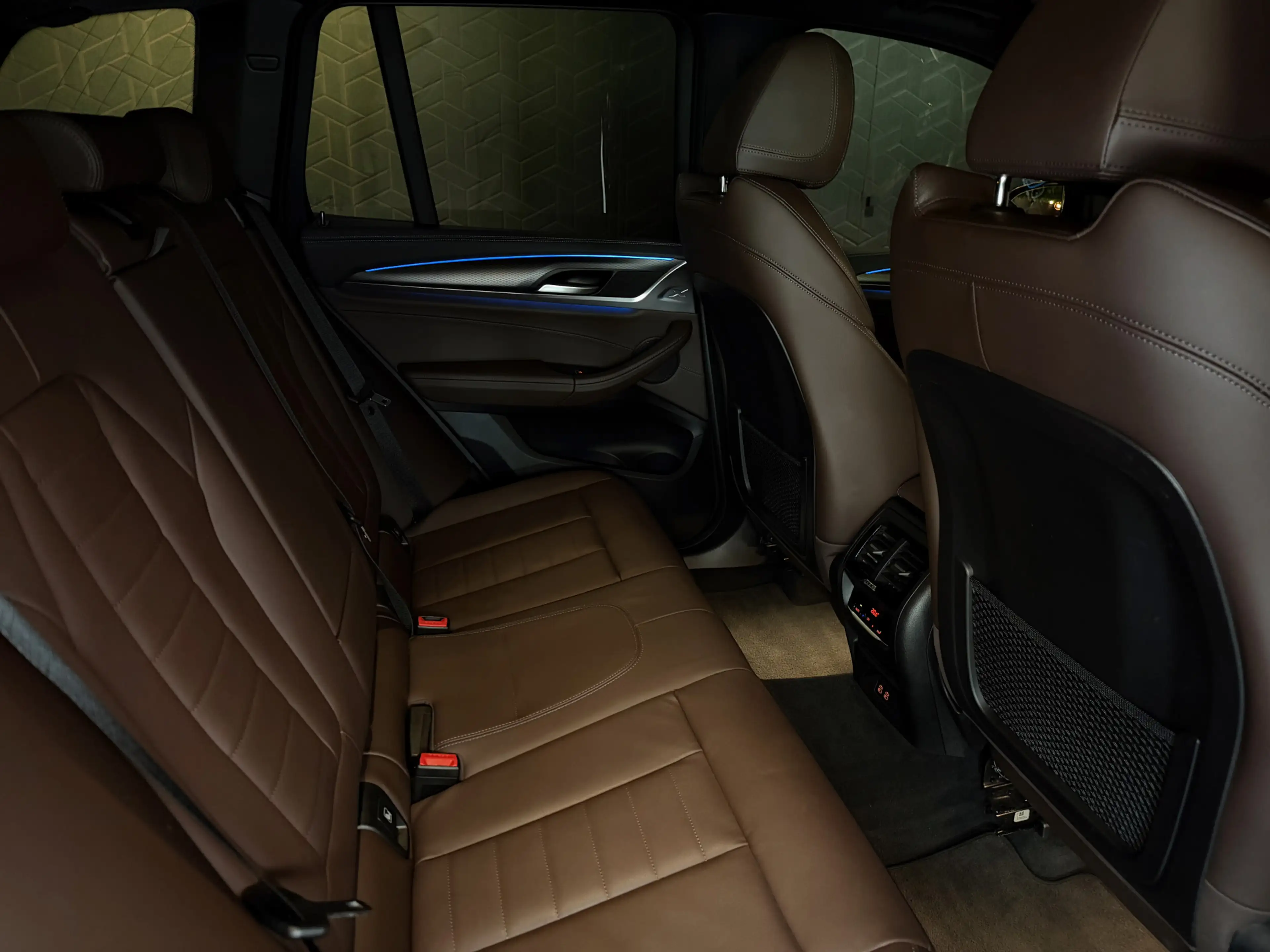 BMW X3 xDrive30e High Exe | M-sport | Pano | Head-up | 36 — photo 13