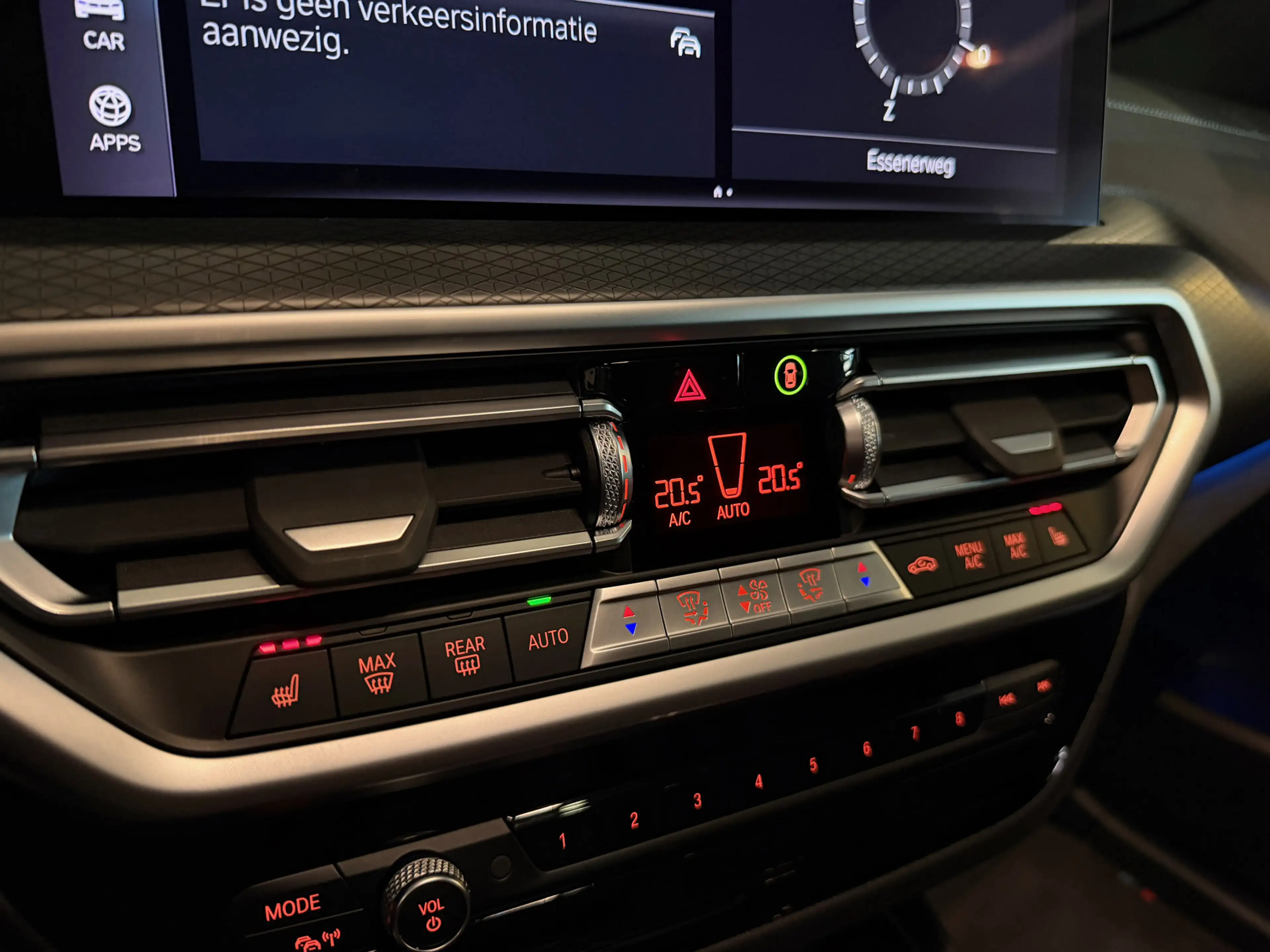 BMW X3 xDrive30e High Exe | M-sport | Pano | Head-up | 36 — photo 17