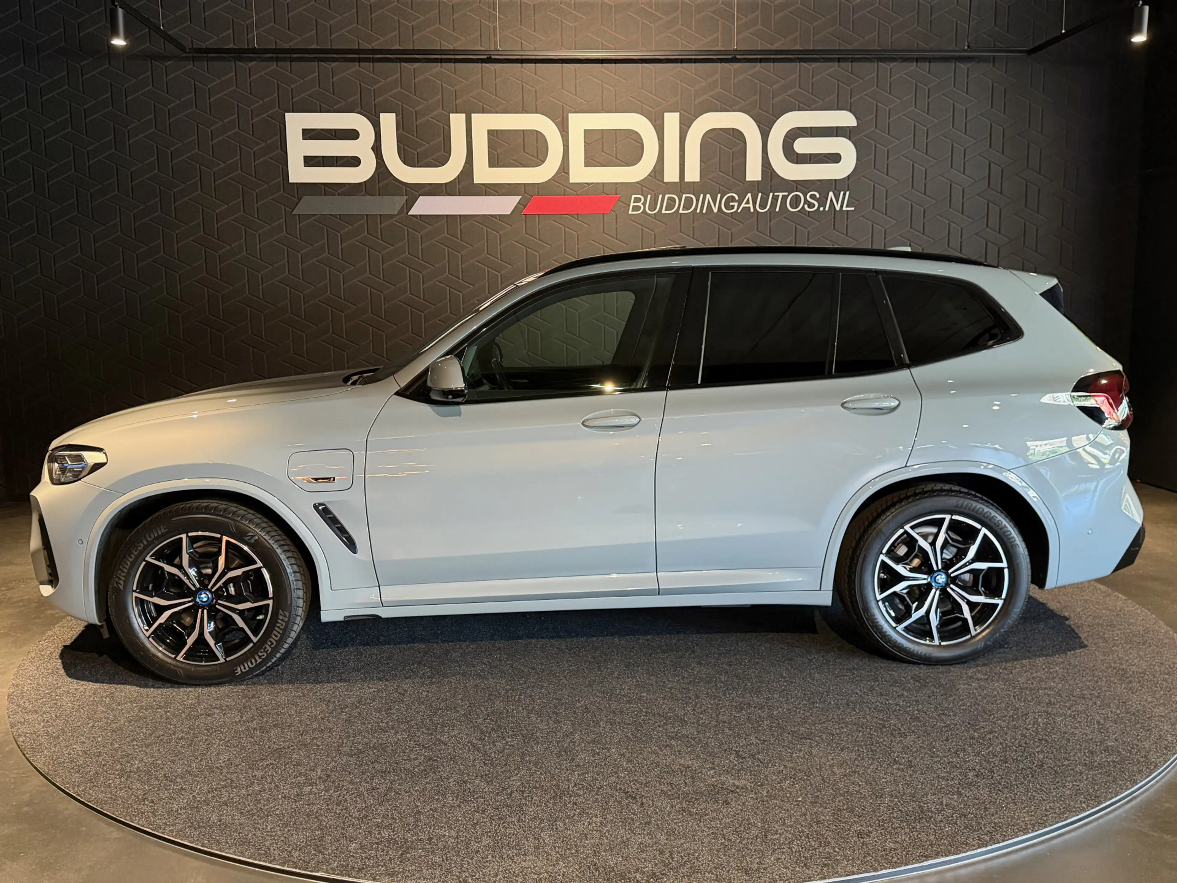 BMW X3 xDrive30e High Exe | M-sport | Pano | Head-up | 36 — photo 8
