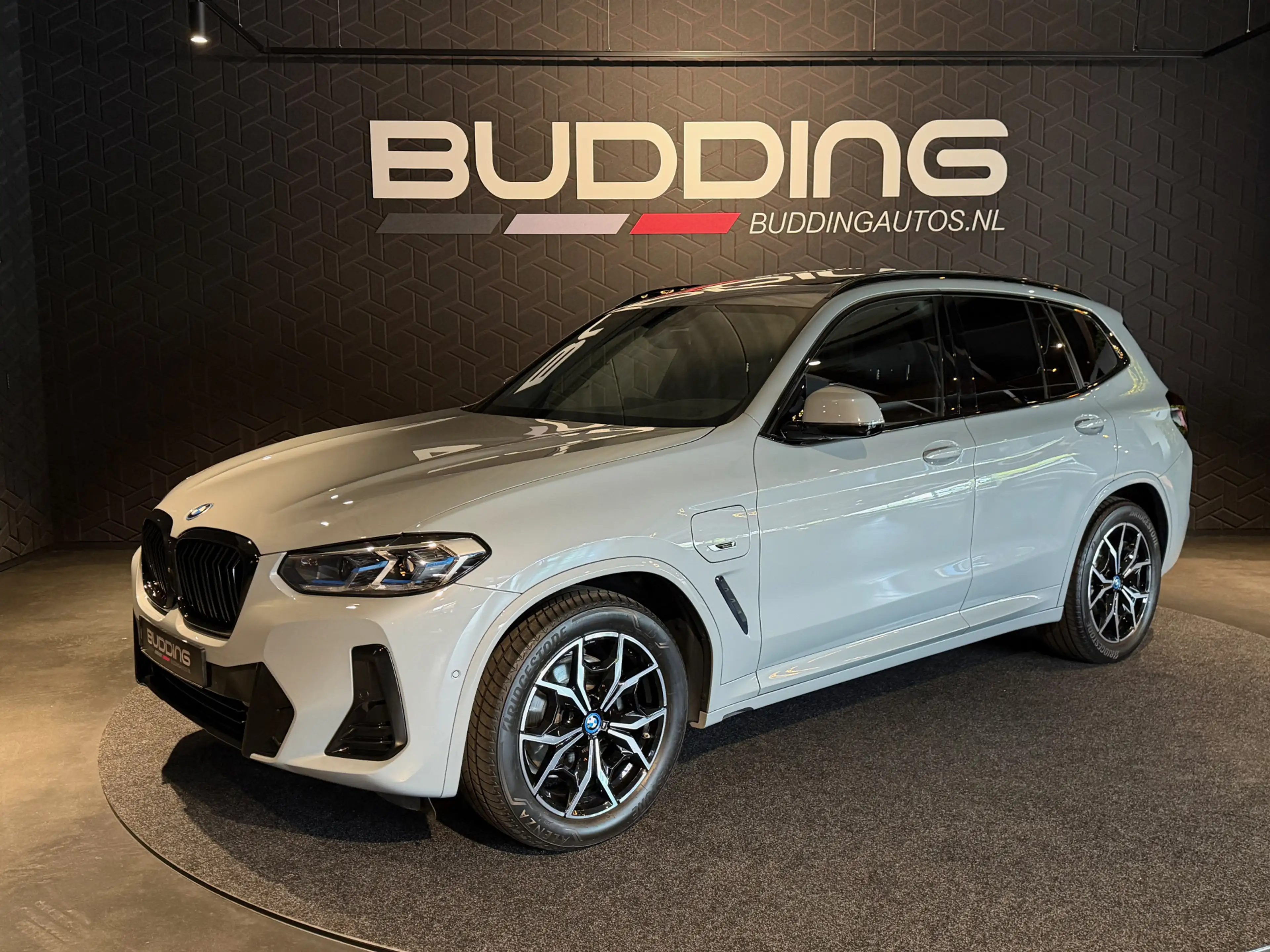 BMW X3 xDrive30e High Exe | M-sport | Pano | Head-up | 36