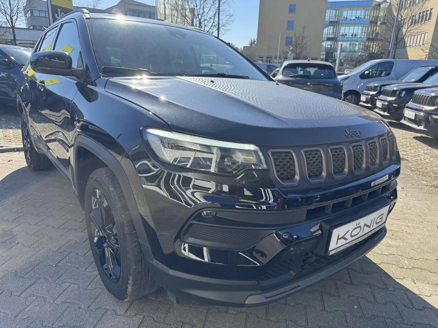 Jeep Compass Upland PHEV Schwarz - 2
