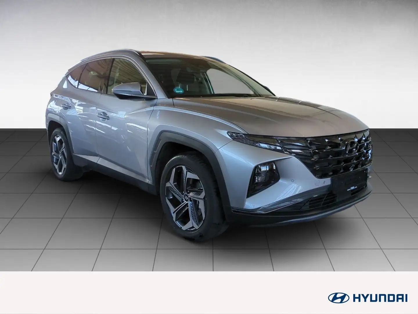 Hyundai TUCSON 1.6 T-GDi PHEV 4WD Trend NSCC E-HECKKLAPPE Silber - 2