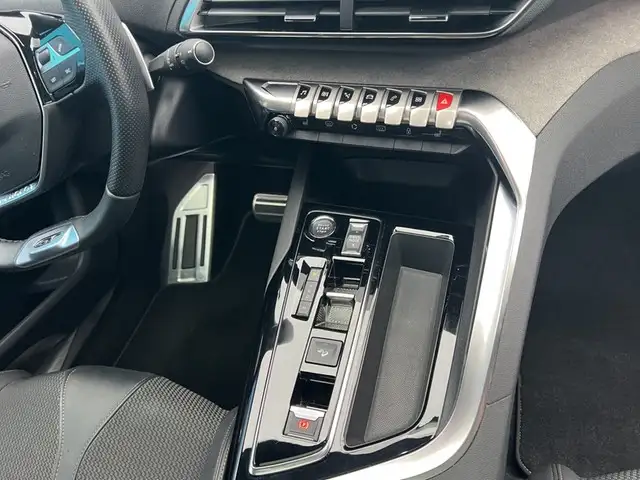 Peugeot 3008 view 7