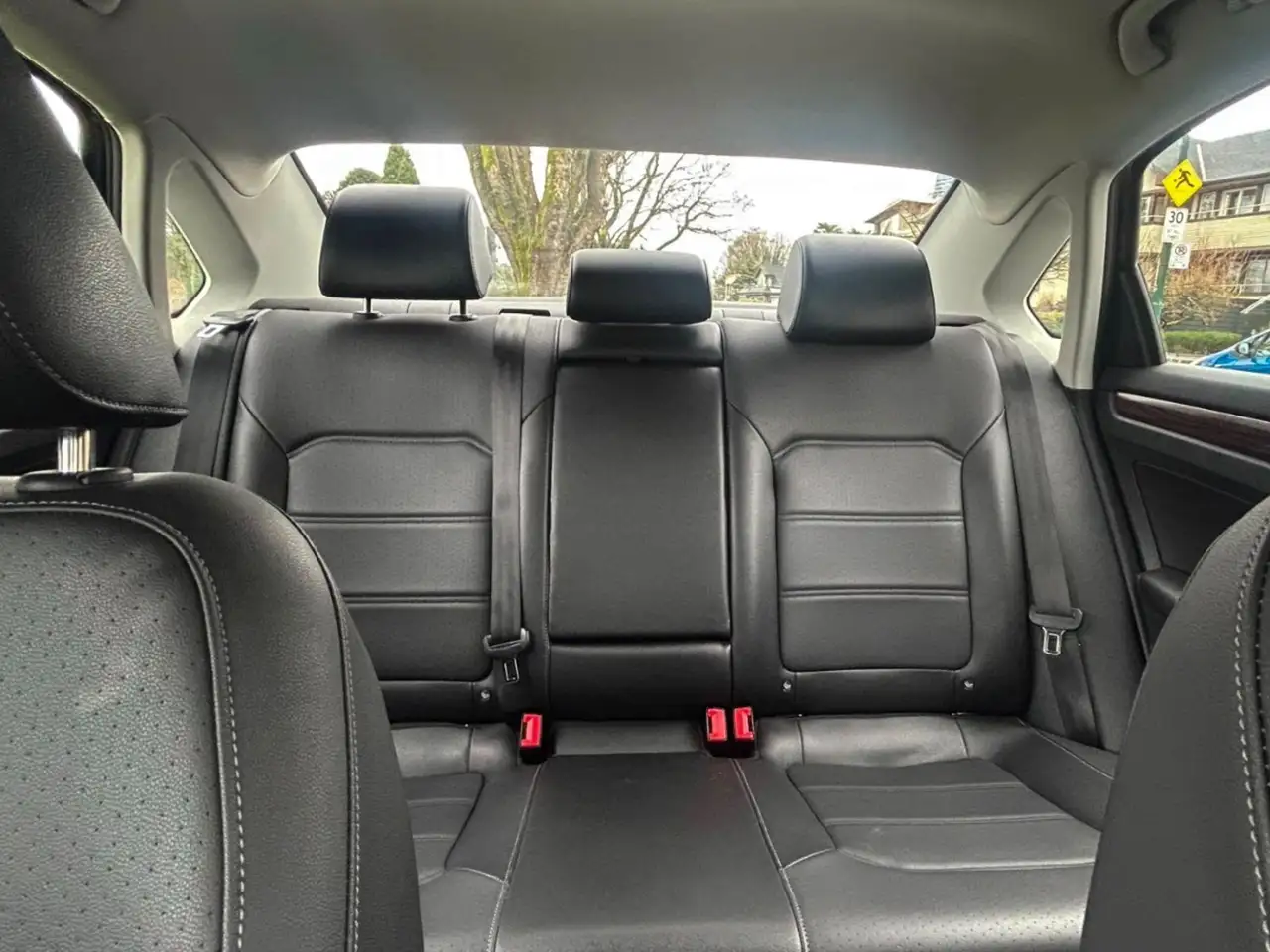 Volkswagen Passat снимка Volkswagen Passat