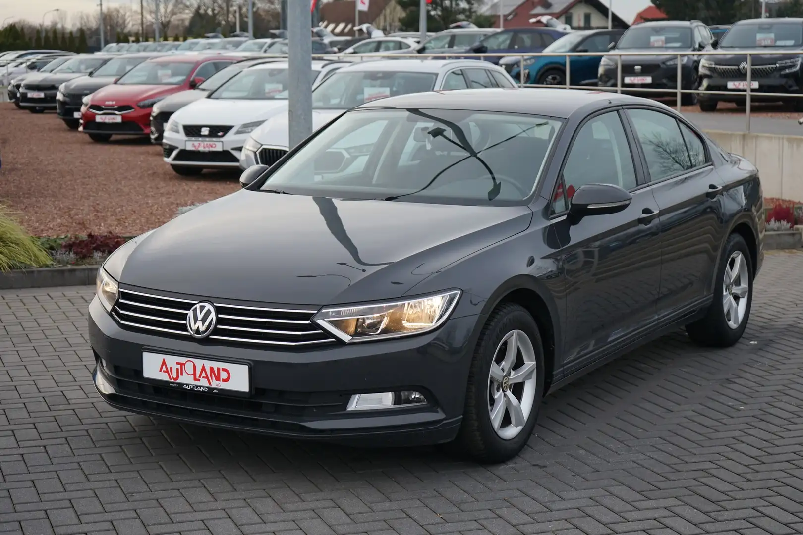 Volkswagen Passat 1.4 TSI Klima Tagfahrlicht Gris - 1