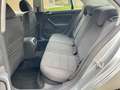 Volkswagen Jetta 1.6 CR TDi Comfortline DPF*GPS*AIRCO*1ER PROP* Gris - thumbnail 11