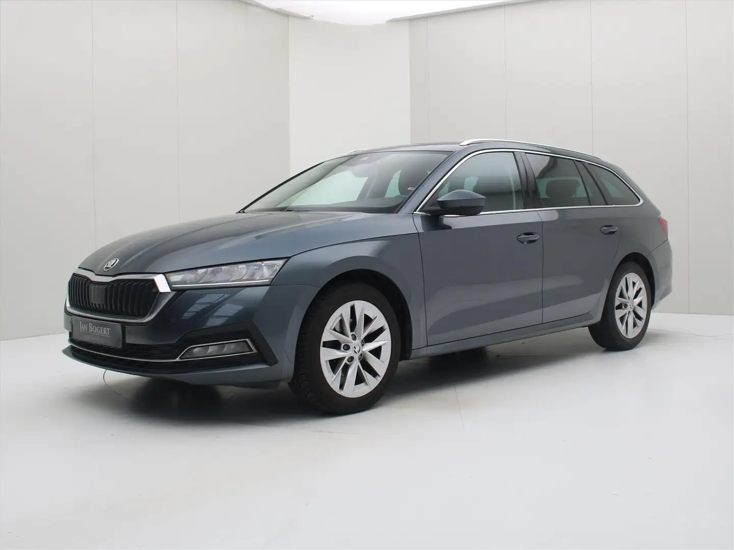 Skoda Octavia Combi 1.0 TSI 110PK 6-Bak [ CARPLAY+VIRTUAL+STOELV Grijs - 1