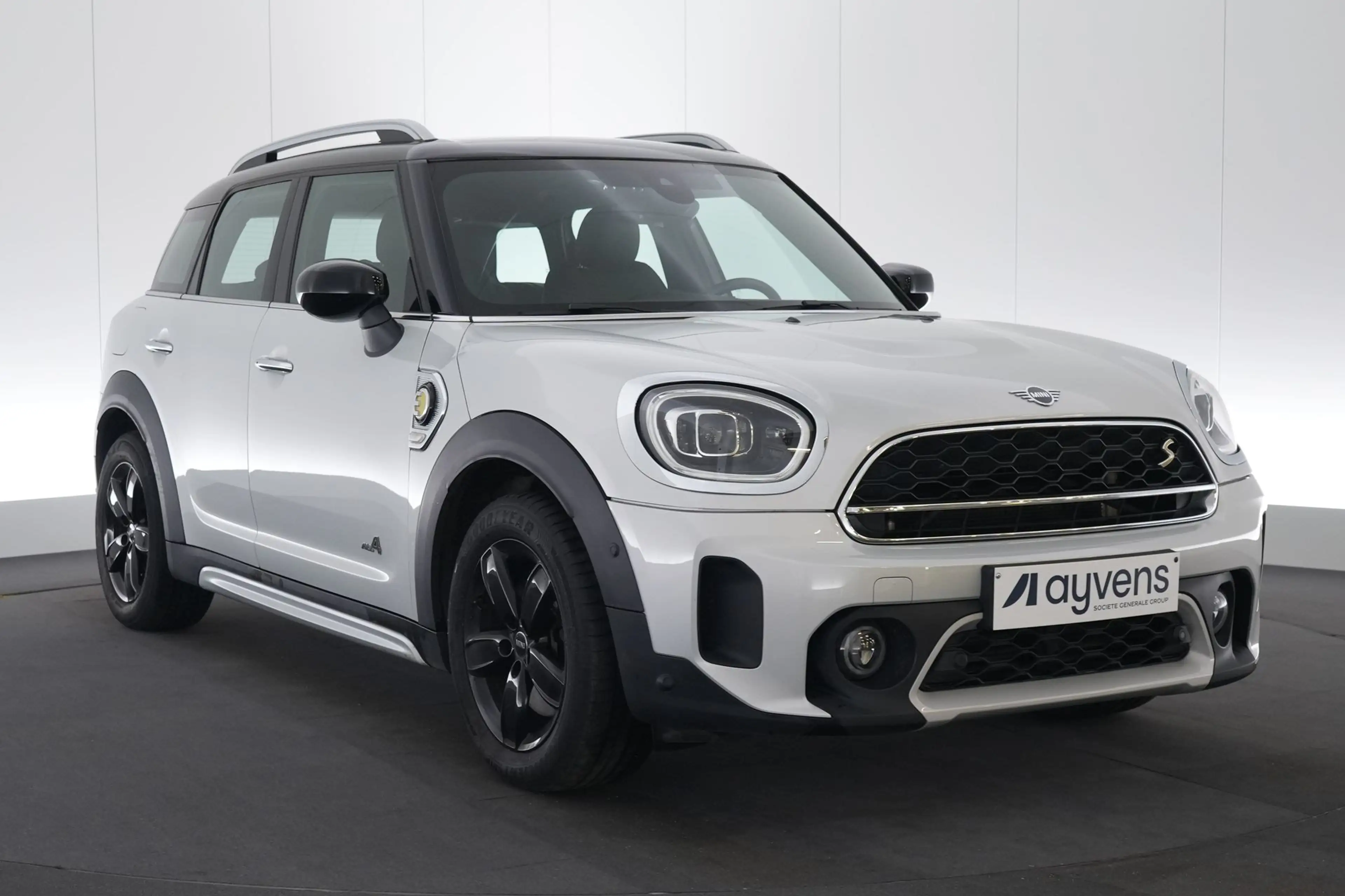 MINI Cooper S Countryman 1.5 PHEV ALL4 Business Ed. LEDER/CUIR LED GPS PDC — photo 3