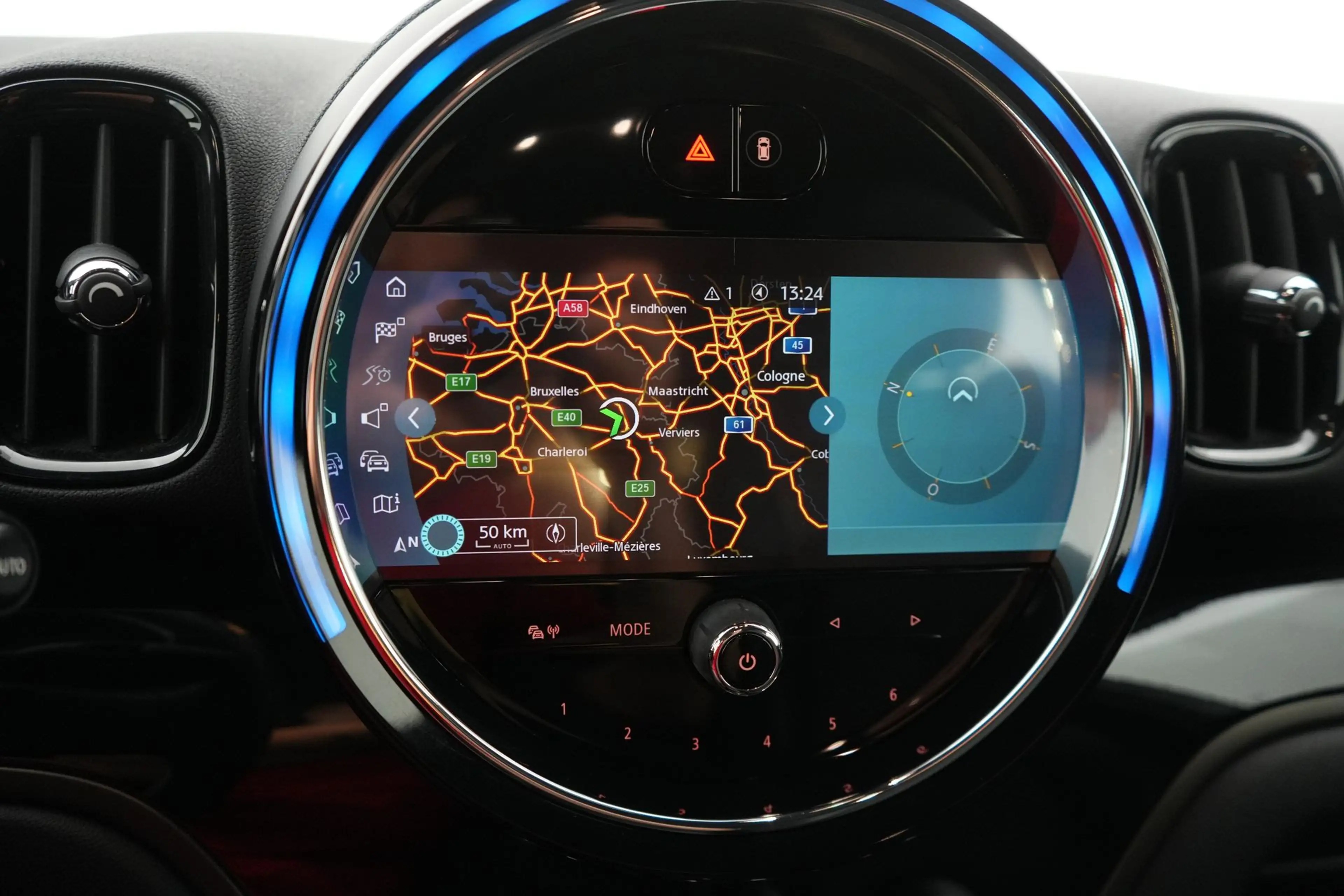 MINI Cooper S Countryman 1.5 PHEV ALL4 Business Ed. LEDER/CUIR LED GPS PDC — photo 15