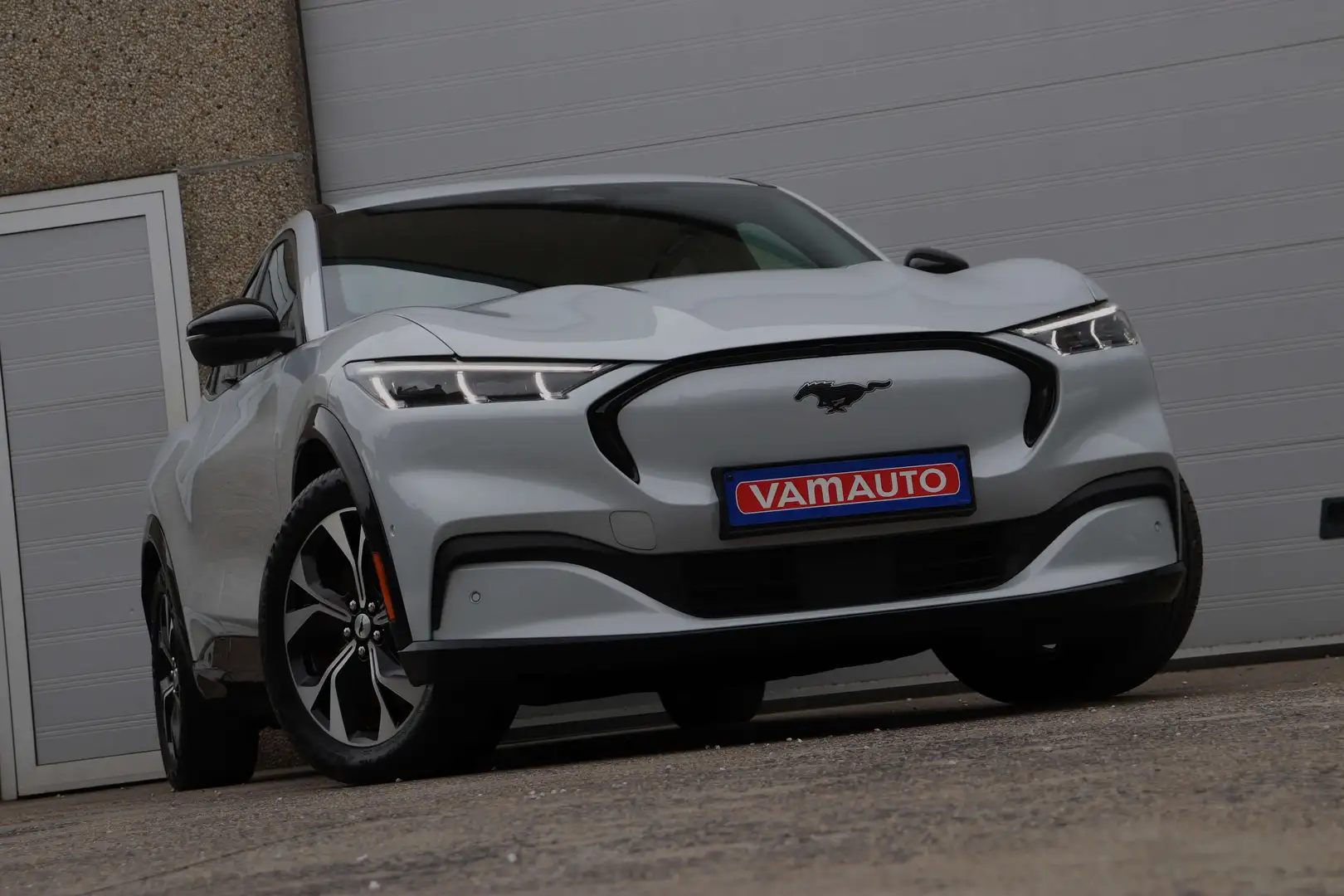 Ford Mustang Mach-E Premium - Leder/360/BlindSpot/Keyless/AdaptiveCC Blanc - 1