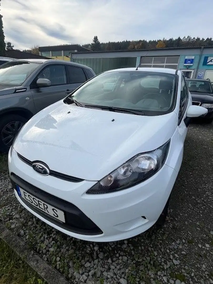 Ford Fiesta Trend Weiß - 1