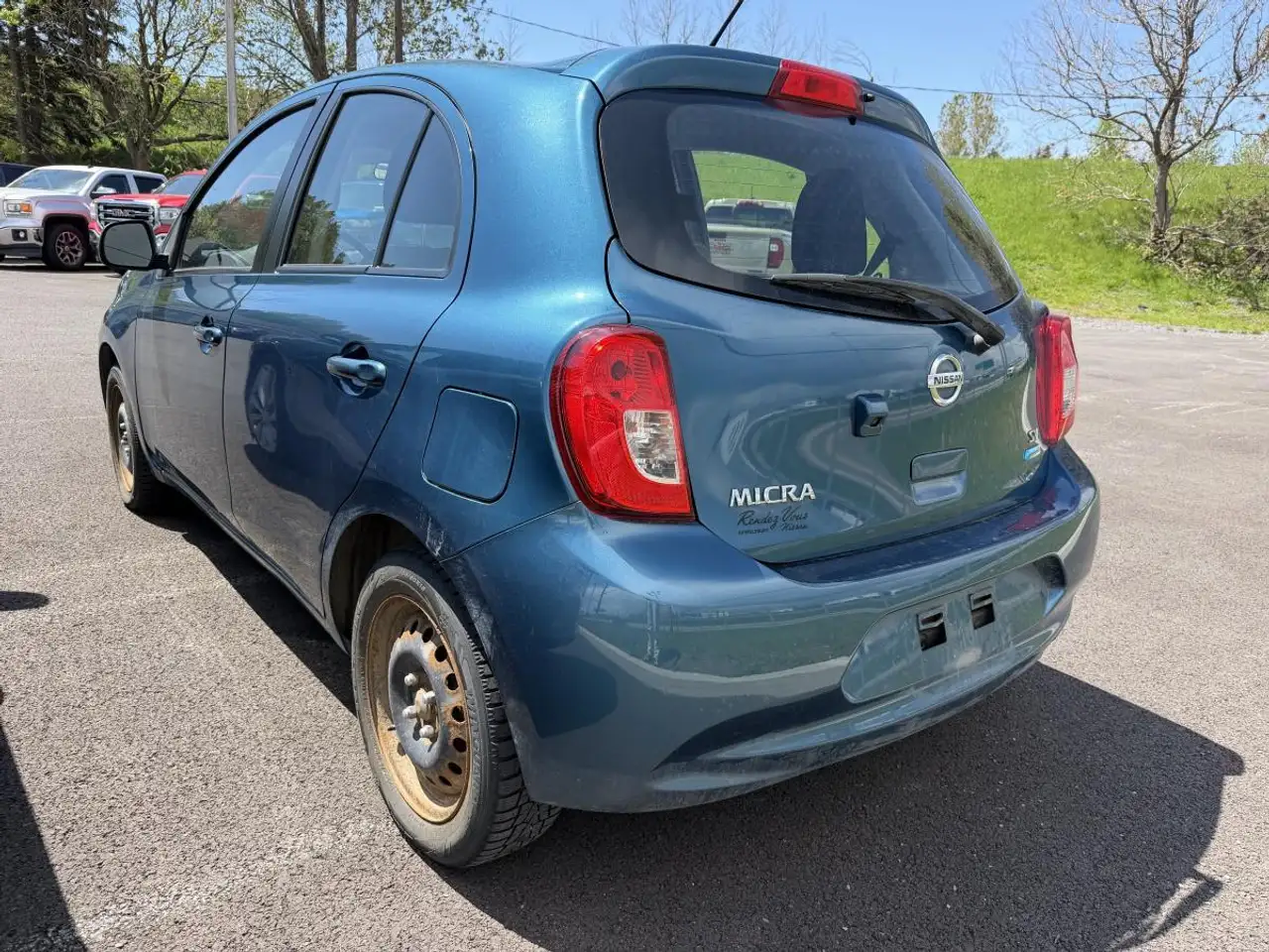 Nissan Micra снимка Nissan Micra