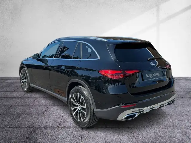 Mercedes-Benz GLC 200 d 4MATIC Avantgarde LED DISTR AHV LRHZG Ansicht 3