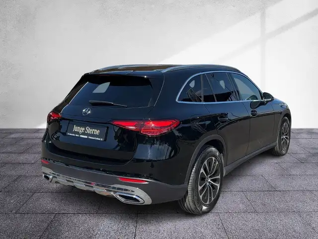 Mercedes-Benz GLC 200 d 4MATIC Avantgarde LED DISTR AHV LRHZG Ansicht 4