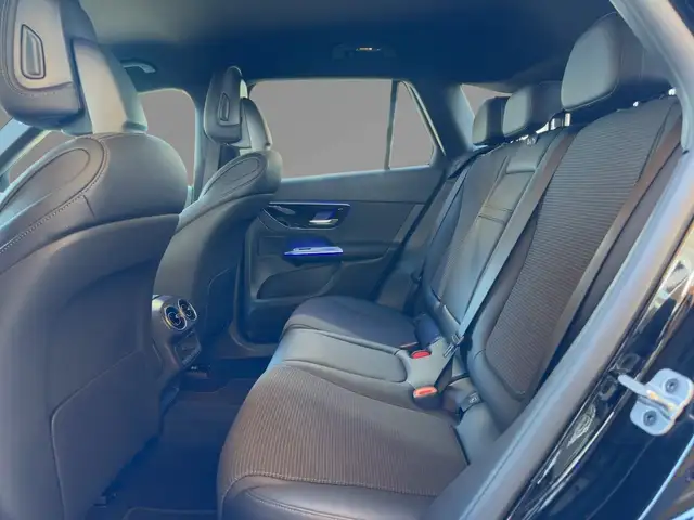 Mercedes-Benz GLC 200 d 4MATIC Avantgarde LED DISTR AHV LRHZG Ansicht 8