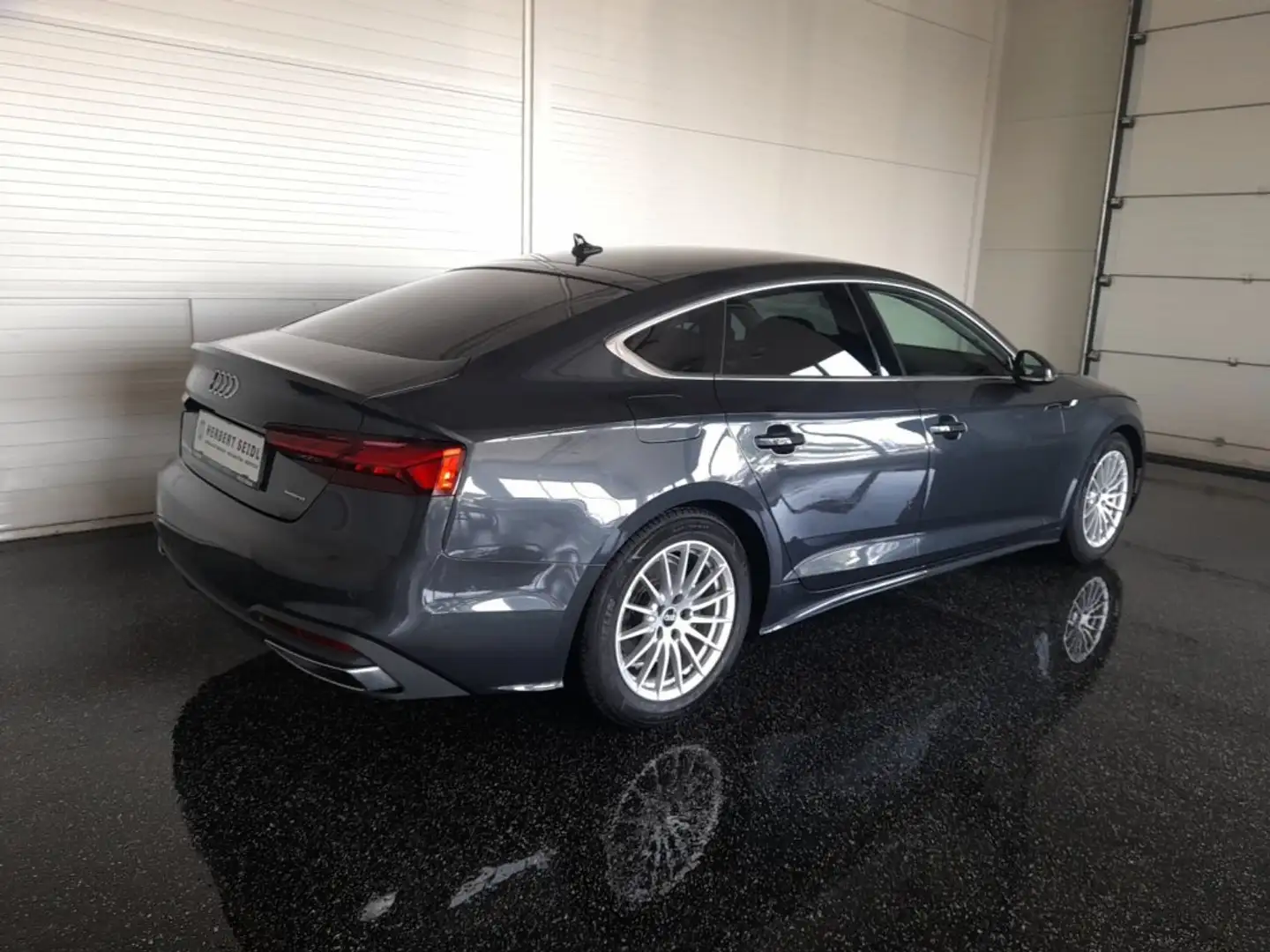 Audi Q5 A5 SB 40 TDI quattro S-tr. *VOLL LED / NAVI / AHV / SPORTSITZE / BUSINESSPAKET / TOTWINKELASS. / E-KLAPPE* Grau - 2