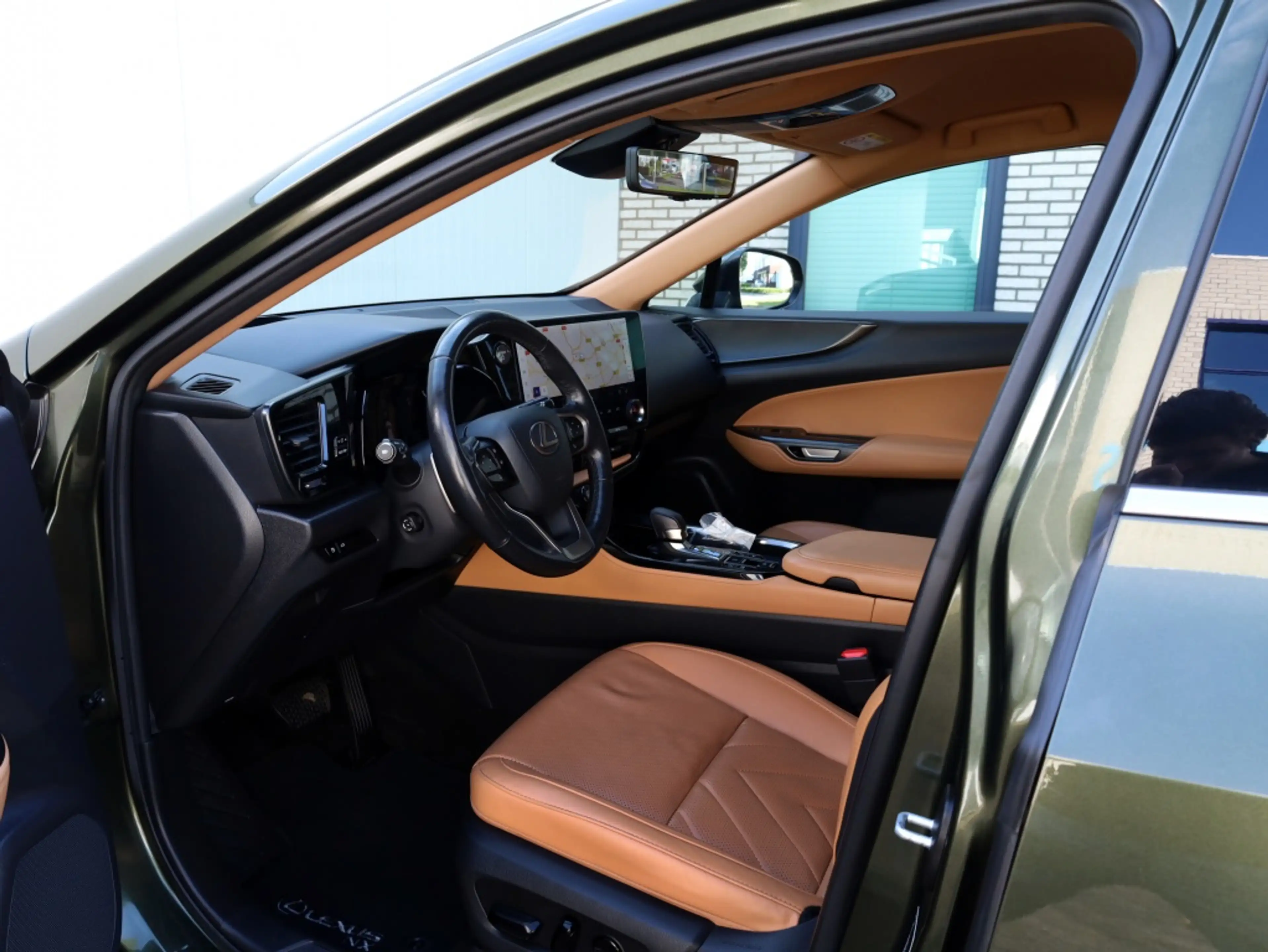 Lexus NX 450h+ AWD Executive Line | President Pack | Park-Assist — photo 12