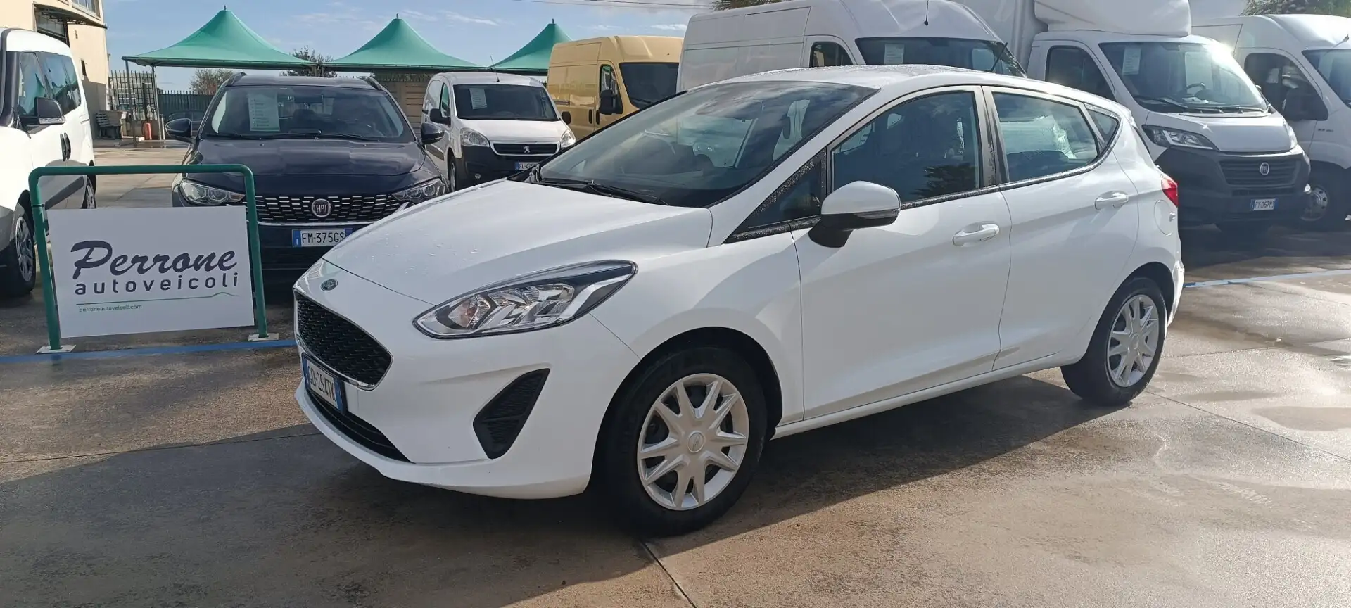 Ford Fiesta 1.5 EcoBlue 5 porte Connect Bianco - 1