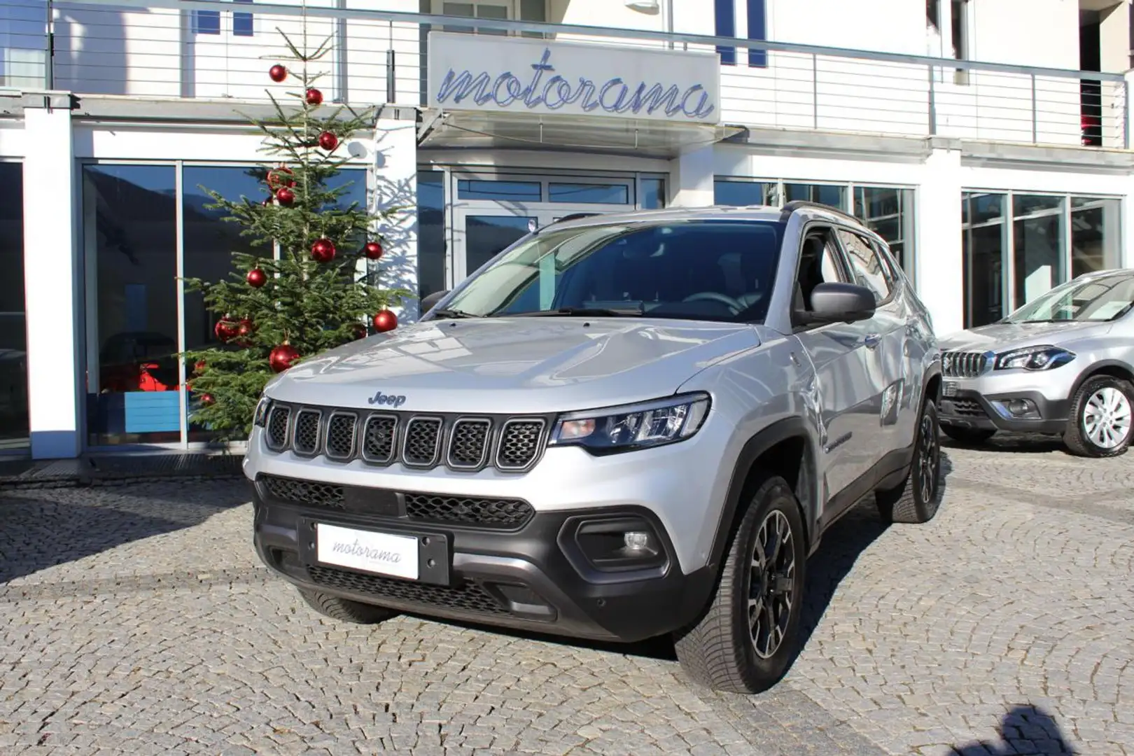 Jeep Compass 1.3 Turbo T4 240 CV PHEV AT6 4xe TRAILHAWK Argento - 1
