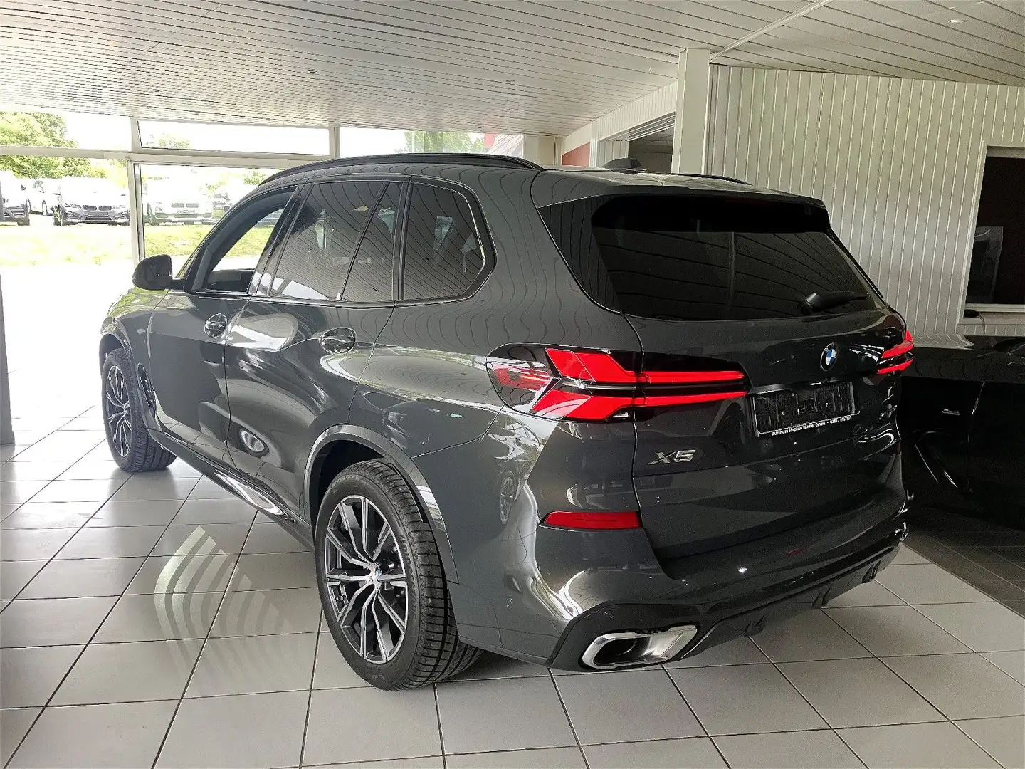 BMW X5 40xd M-Sport/Standhz/AHK/Harman-Kardon/HuD Grey - 2