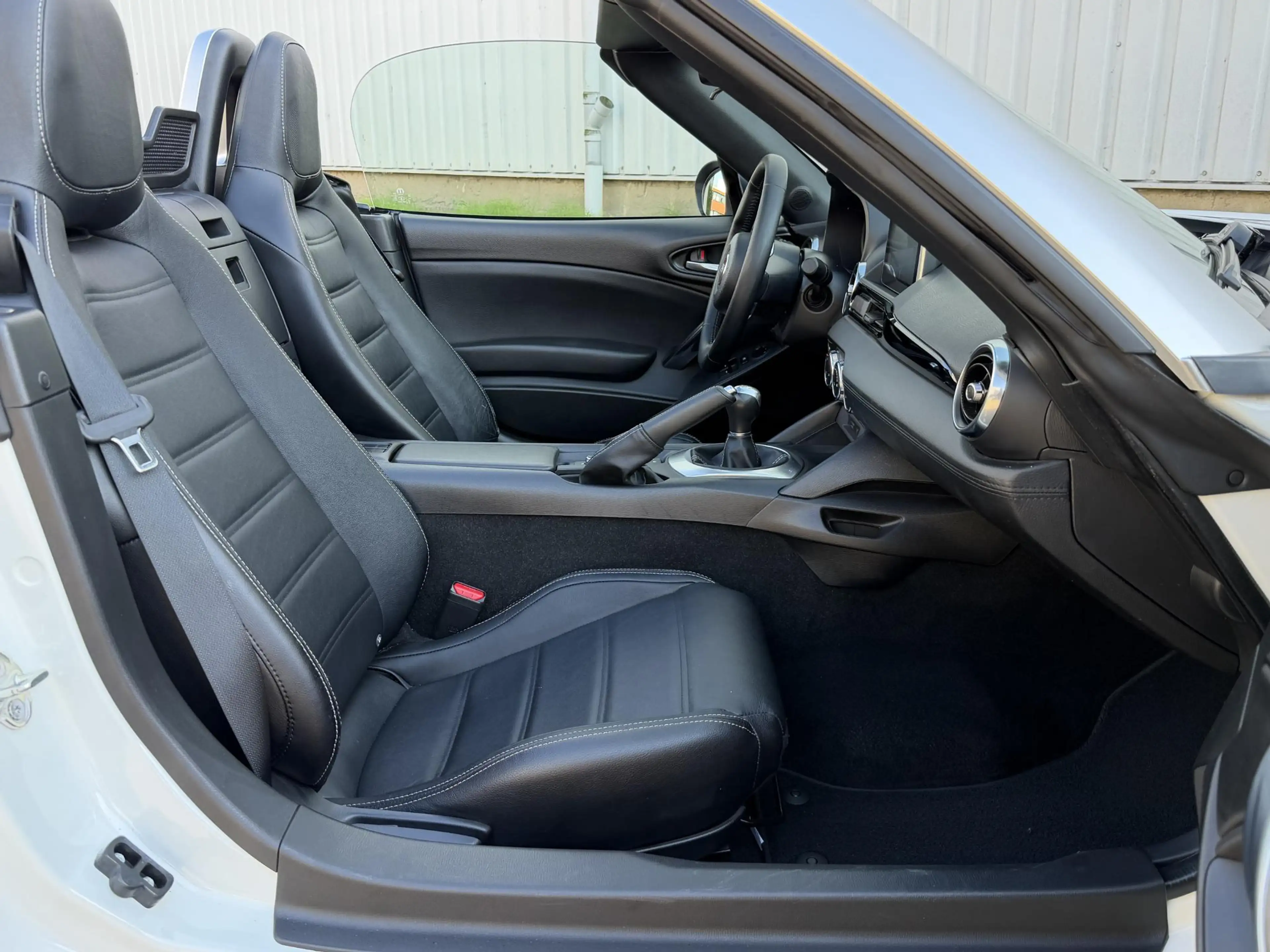 Fiat 124 Spider 1.4 MultiAir Turbo Lusso | NL-Auto/Bi LED/Leder/Cr — photo 31