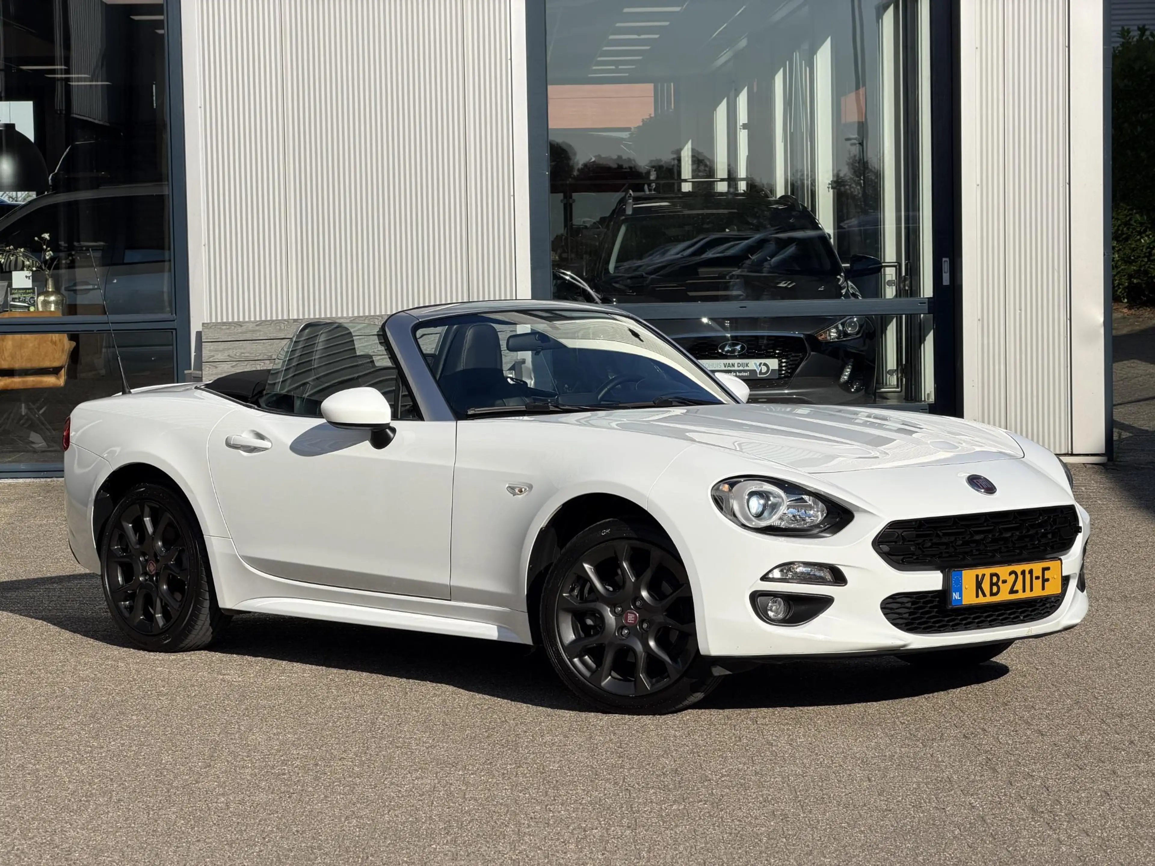 Fiat 124 Spider 1.4 MultiAir Turbo Lusso | NL-Auto/Bi LED/Leder/Cr — photo 30