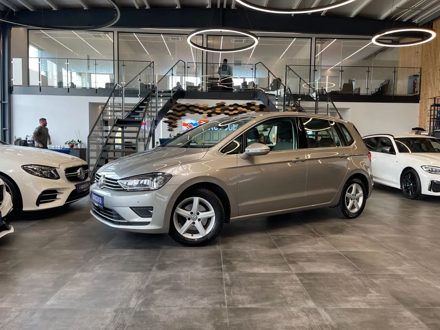 Volkswagen Golf Sportsvan VII Highline BMTStartStopp *1.HAND Silber - 1