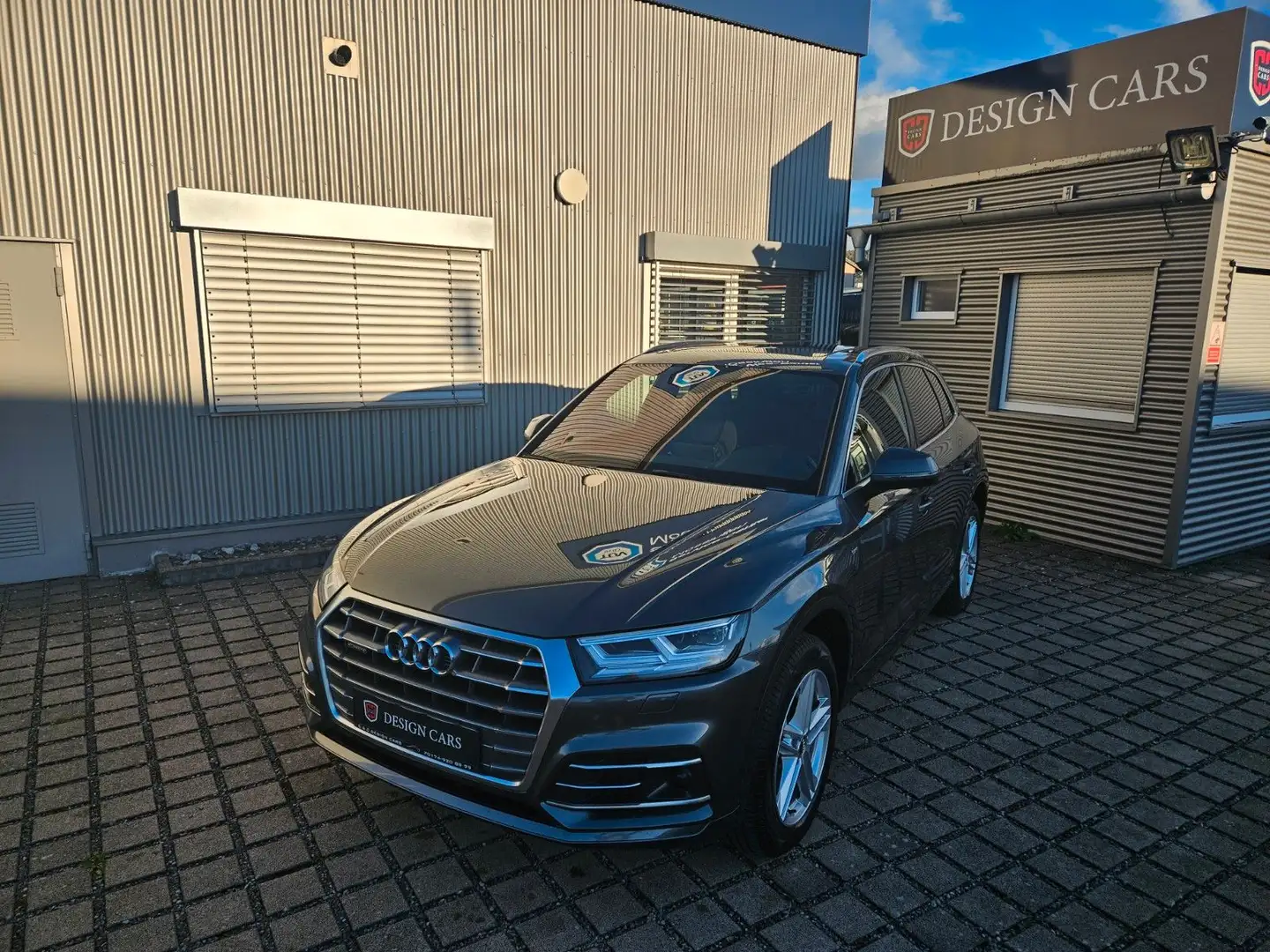 Audi Q5 40 TDI quattro sport S Line Matrix Virtuel Gris - 1