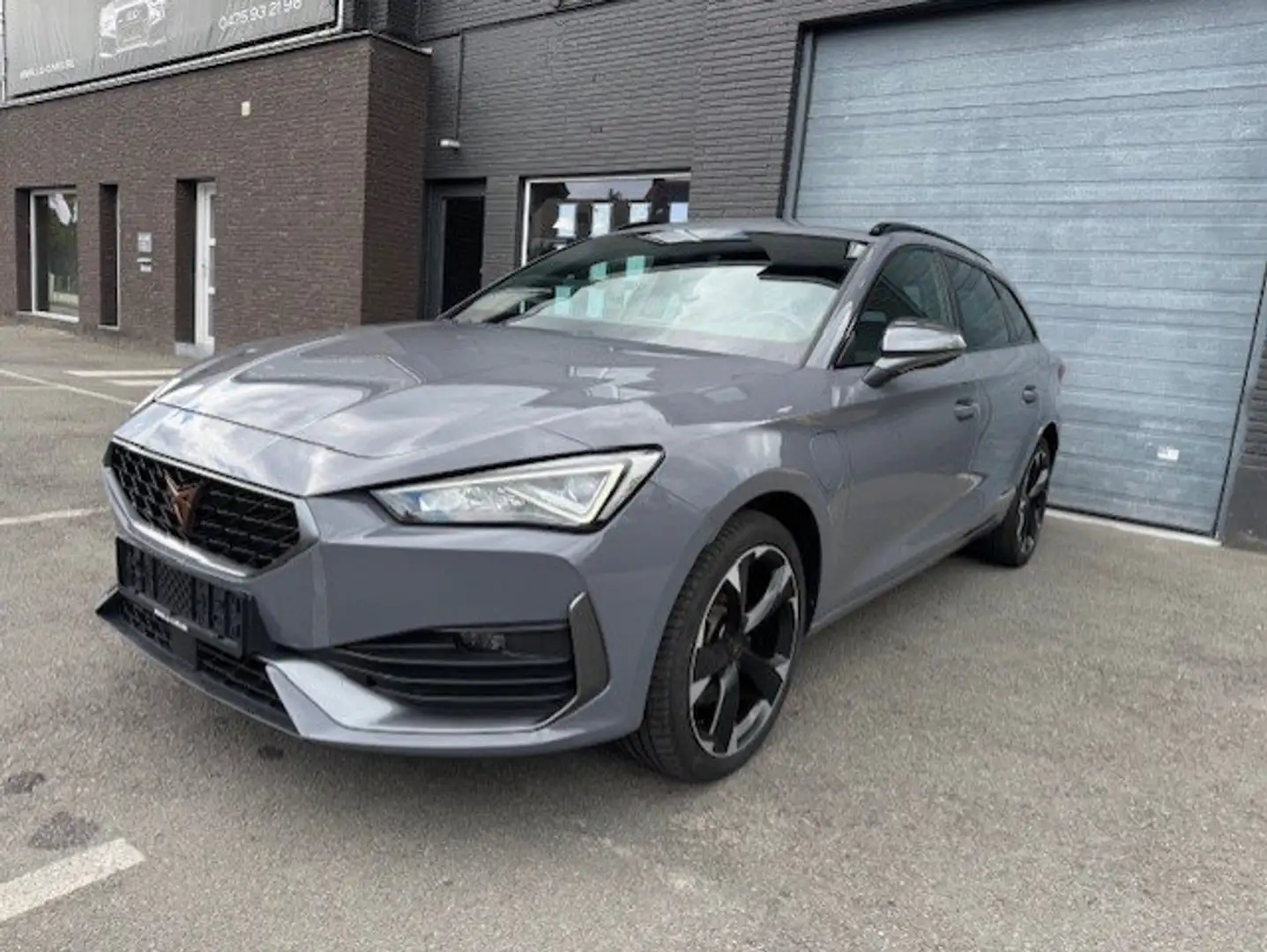 CUPRA Leon ST 1.4 Plug-in Hybrid 245 PK Grigio - 2