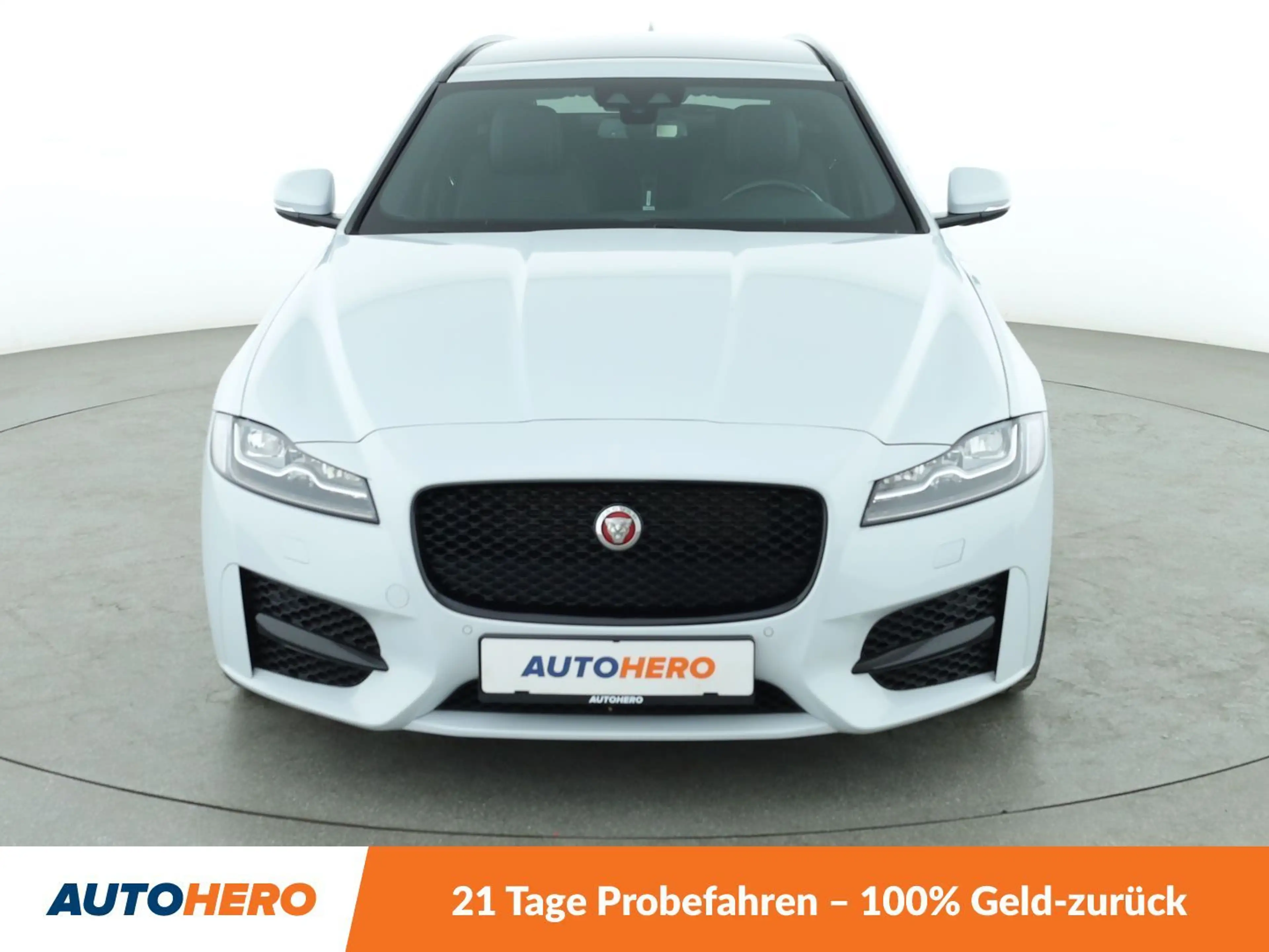 Jaguar XF 25d R-Sport AWD Aut.*NAVI*BiXENON*CAM*SHZ*LHZ* — photo 9
