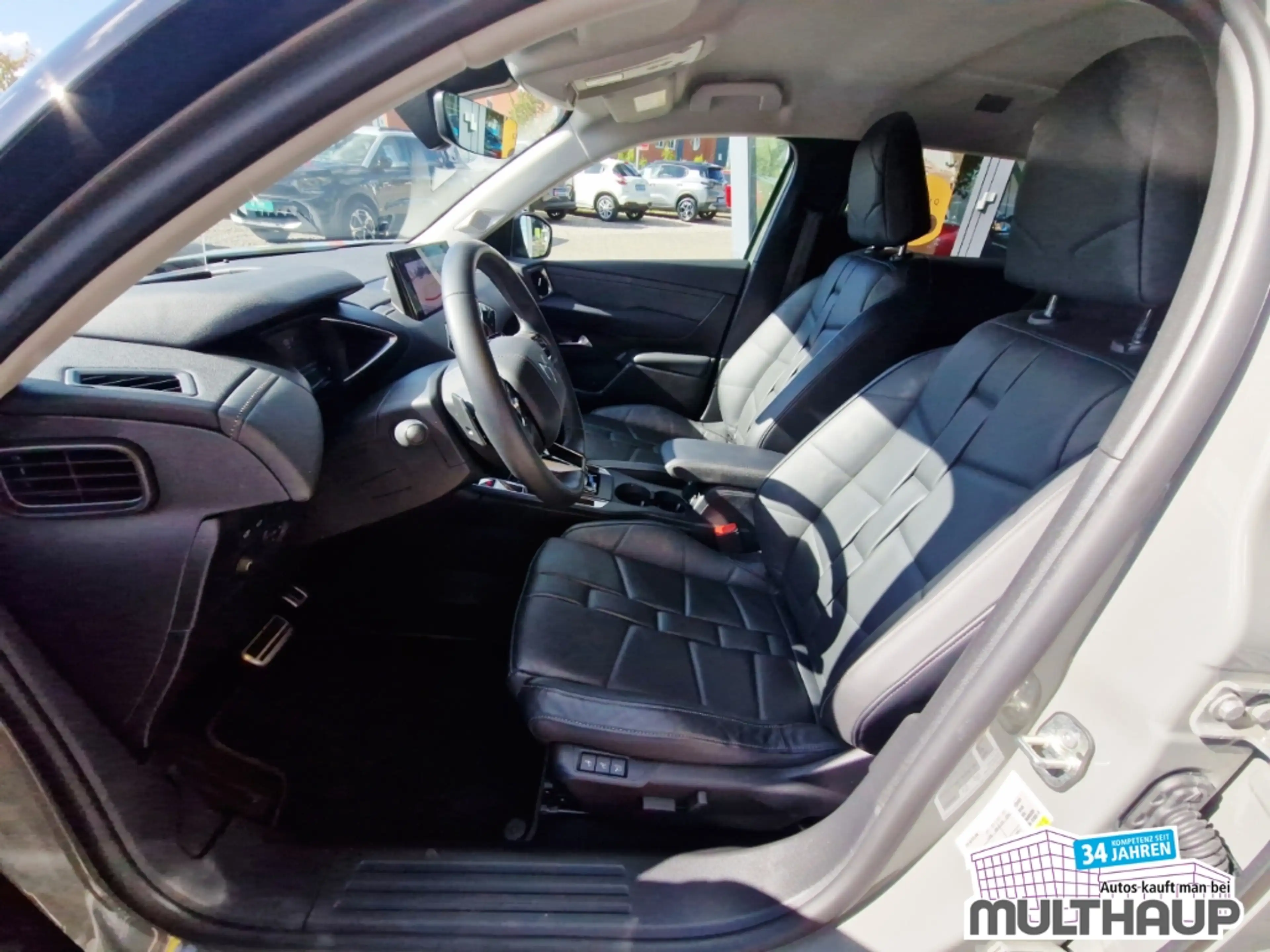 DS Automobiles DS 3 DS Opera PureTech 130 EAT8 Leder SHZ Massagesitze — photo 13