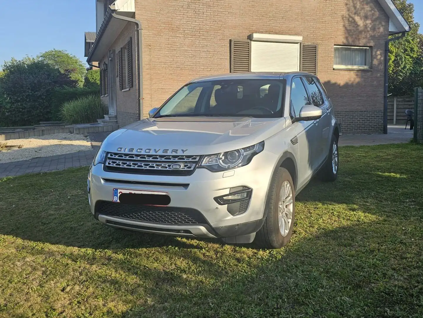 Land Rover Discovery Sport Discovery Sport TD4 HSE Zilver - 2