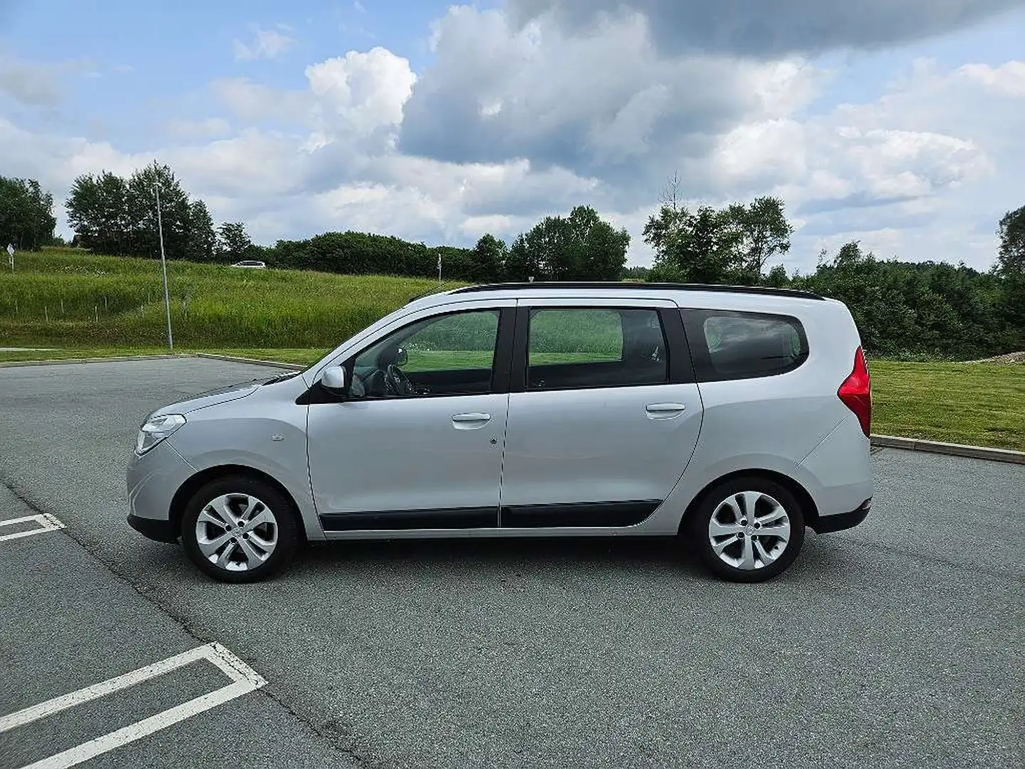 Dacia Lodgy Lodgy Celebration TCe 115 S Silber - 1