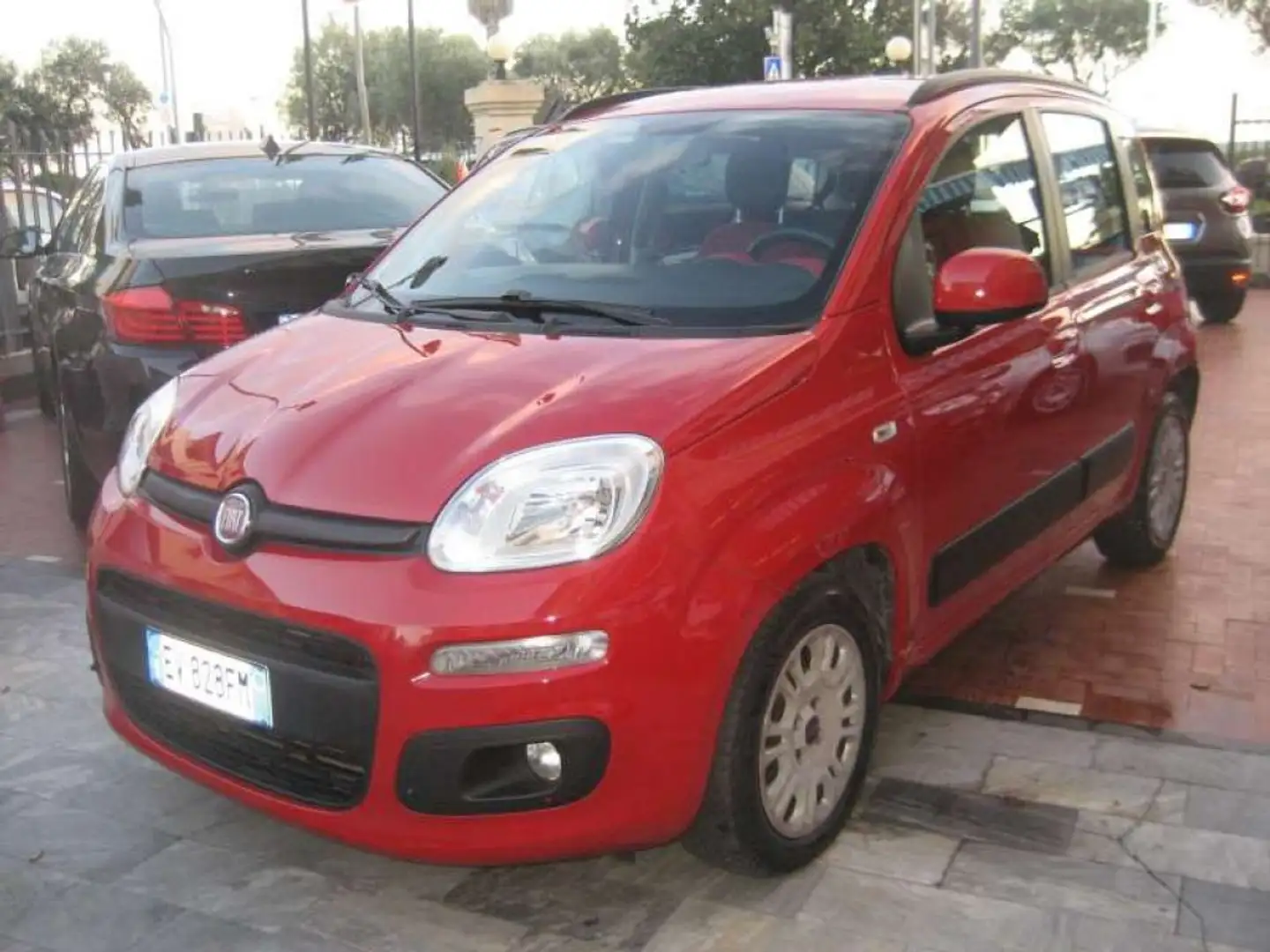 Fiat New Panda 1.3 MJET S-S LOUNGE Rouge - 2