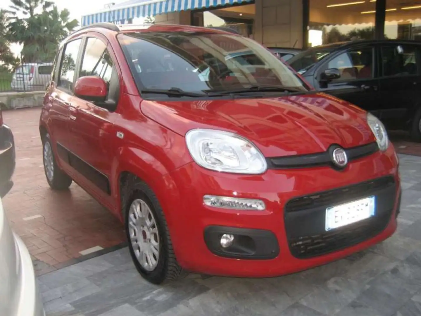 Fiat New Panda 1.3 MJET S-S LOUNGE Rouge - 1