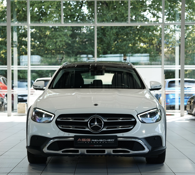 Mercedes-Benz E 400 d 4M All-Terrain *Memory *Pano *AHK *LUFT — photo 4