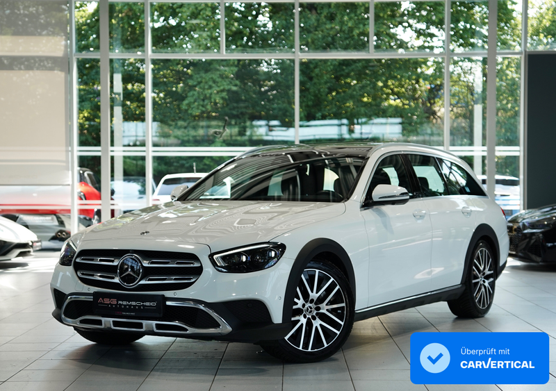 Mercedes-Benz E 400 d 4M All-Terrain *Memory *Pano *AHK *LUFT